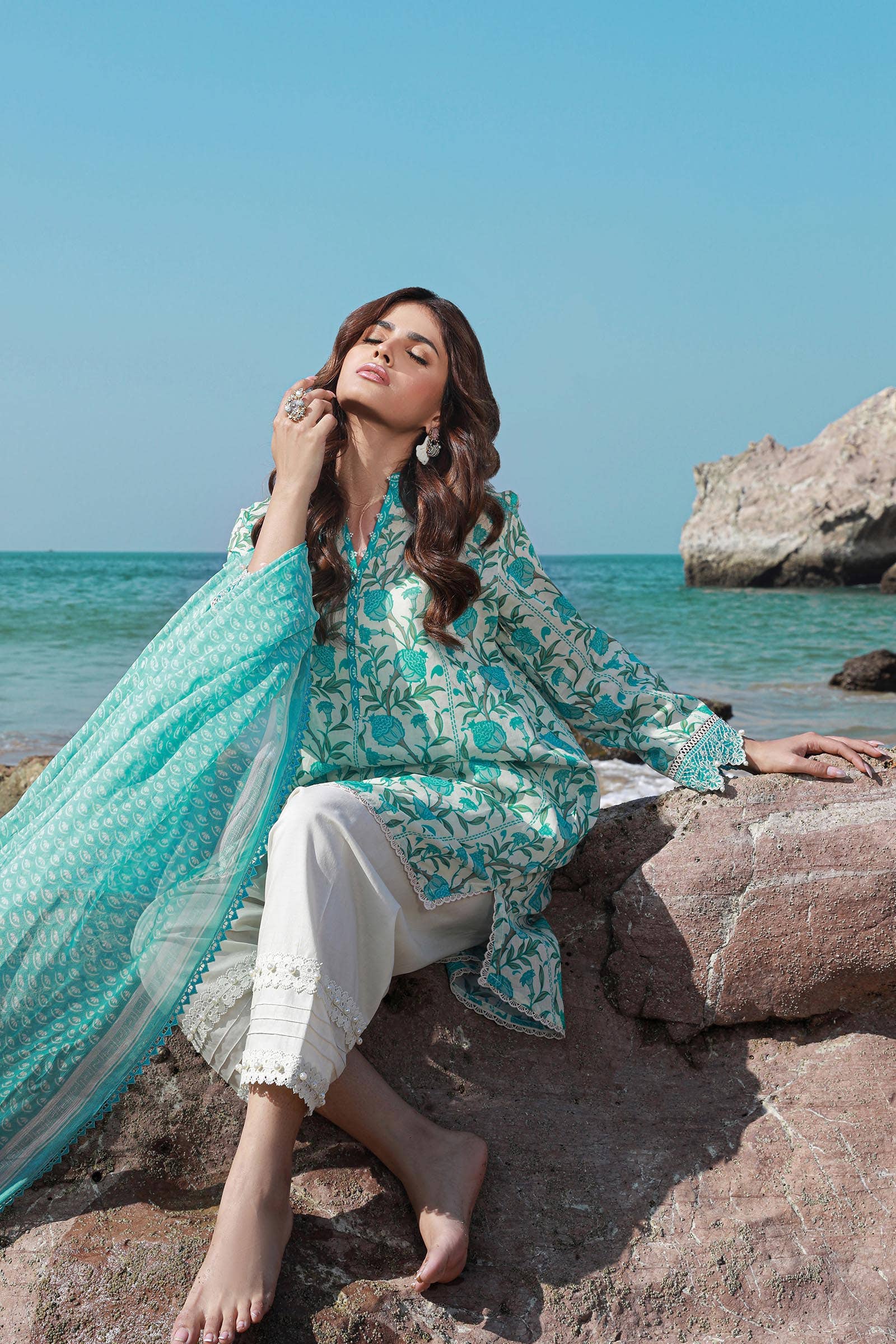 Sana Safinaz Spring/Summer Mahay Lawn 2024 – H241-002A-2Bi - Image 5