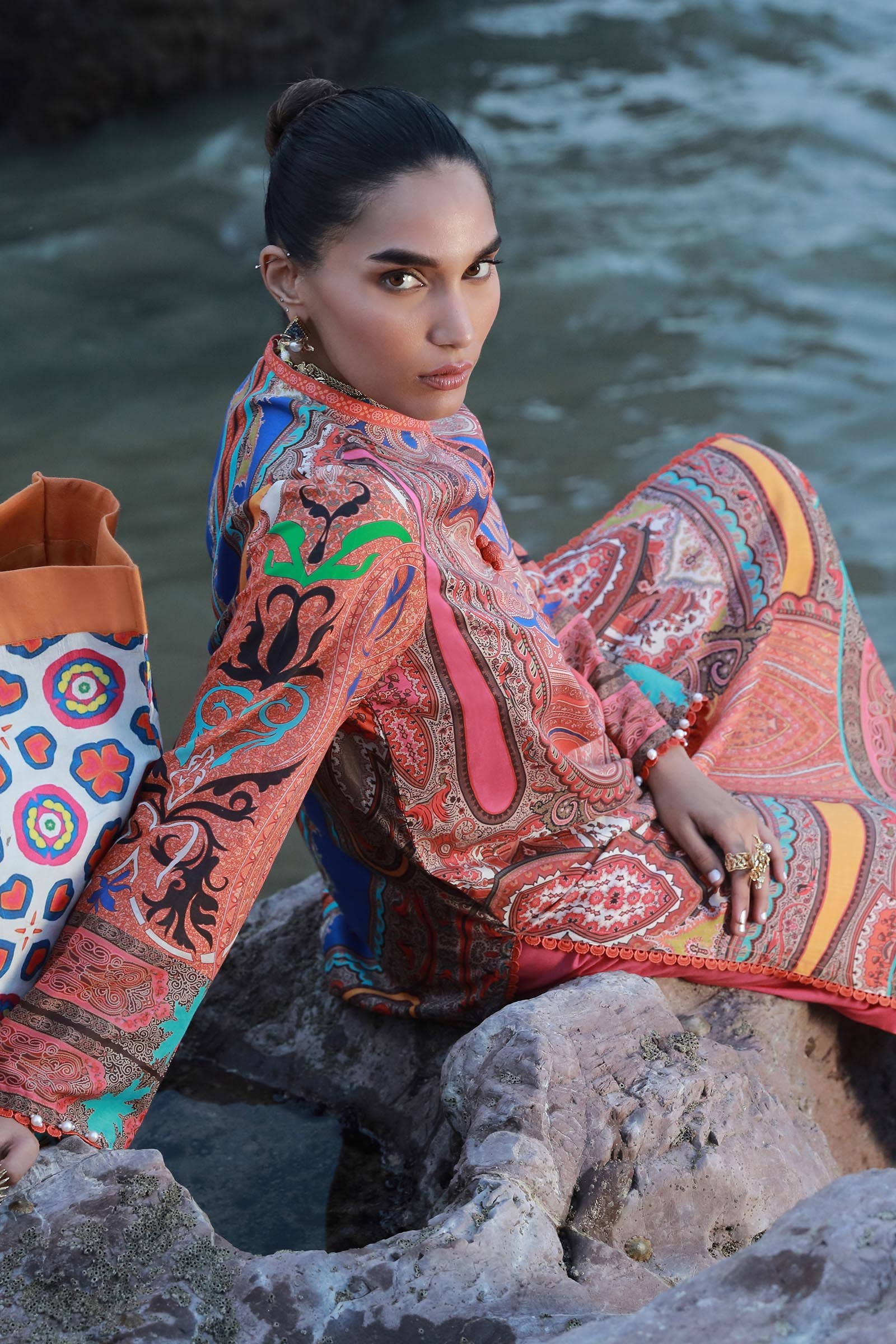 Sana Safinaz Spring/Summer Mahay Lawn 2024 – H241-012A-2C - Image 4