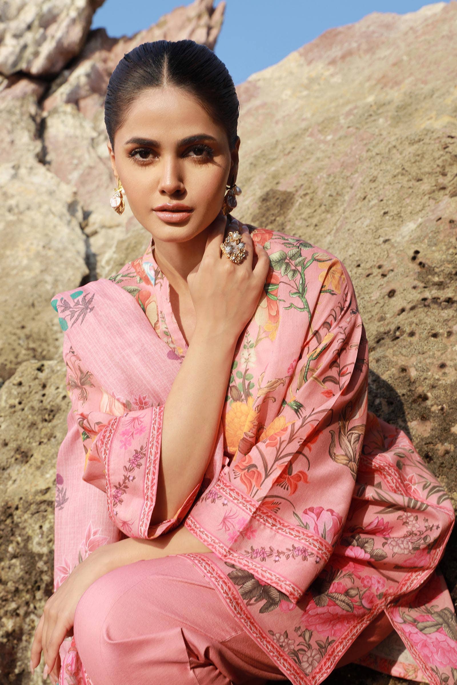 Sana Safinaz Spring/Summer Mahay Lawn 2024 – H241-019A-3Cs - Image 2