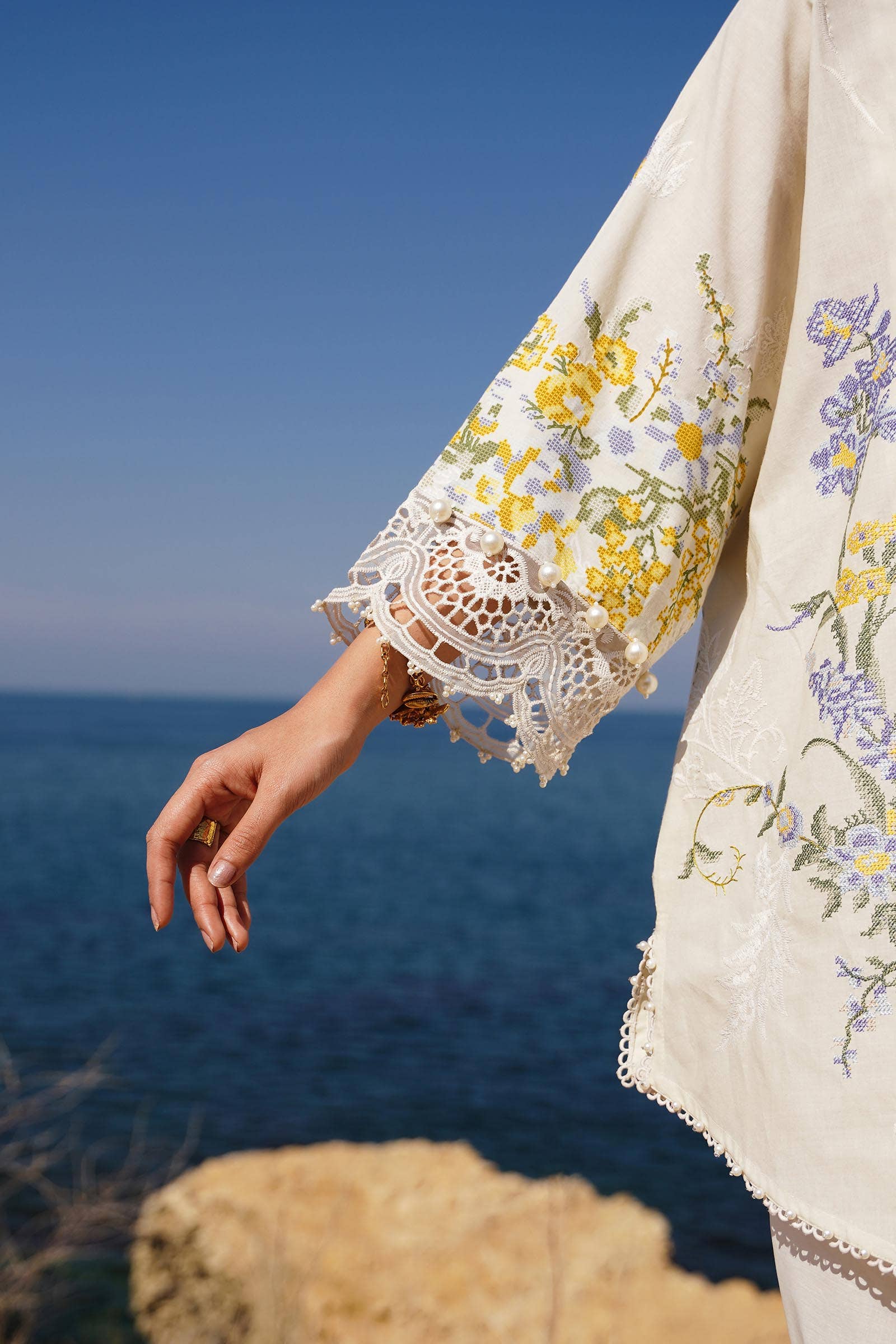 Sana Safinaz Spring/Summer Muzlin Lawn 2024 – M241-006A-3Cj - Image 9