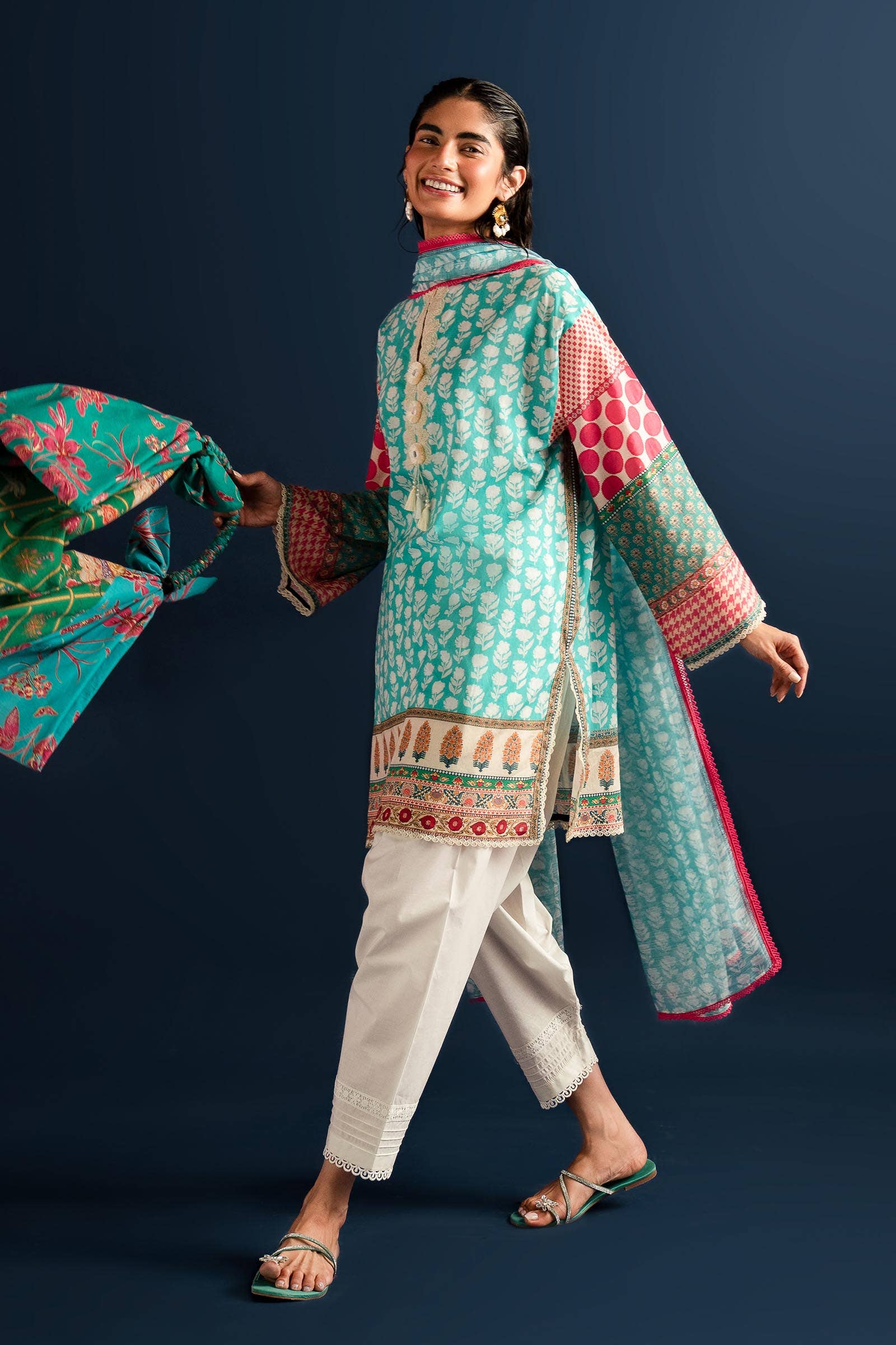 Sana Safinaz Summer Mahay Lawn Vol-2 – H242-019B-2DD - Image 4