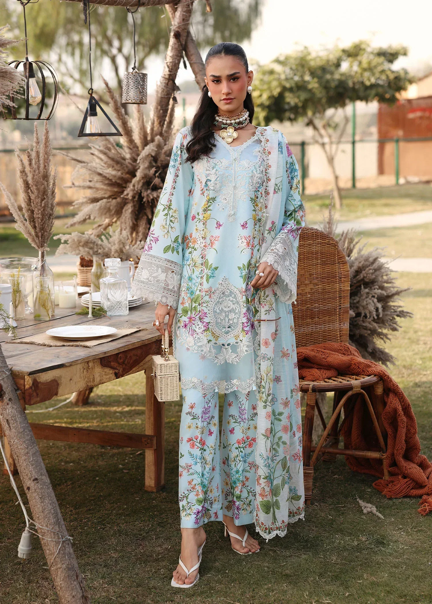 Sardinia Festive Lawn – Wild Bloom - Image 4