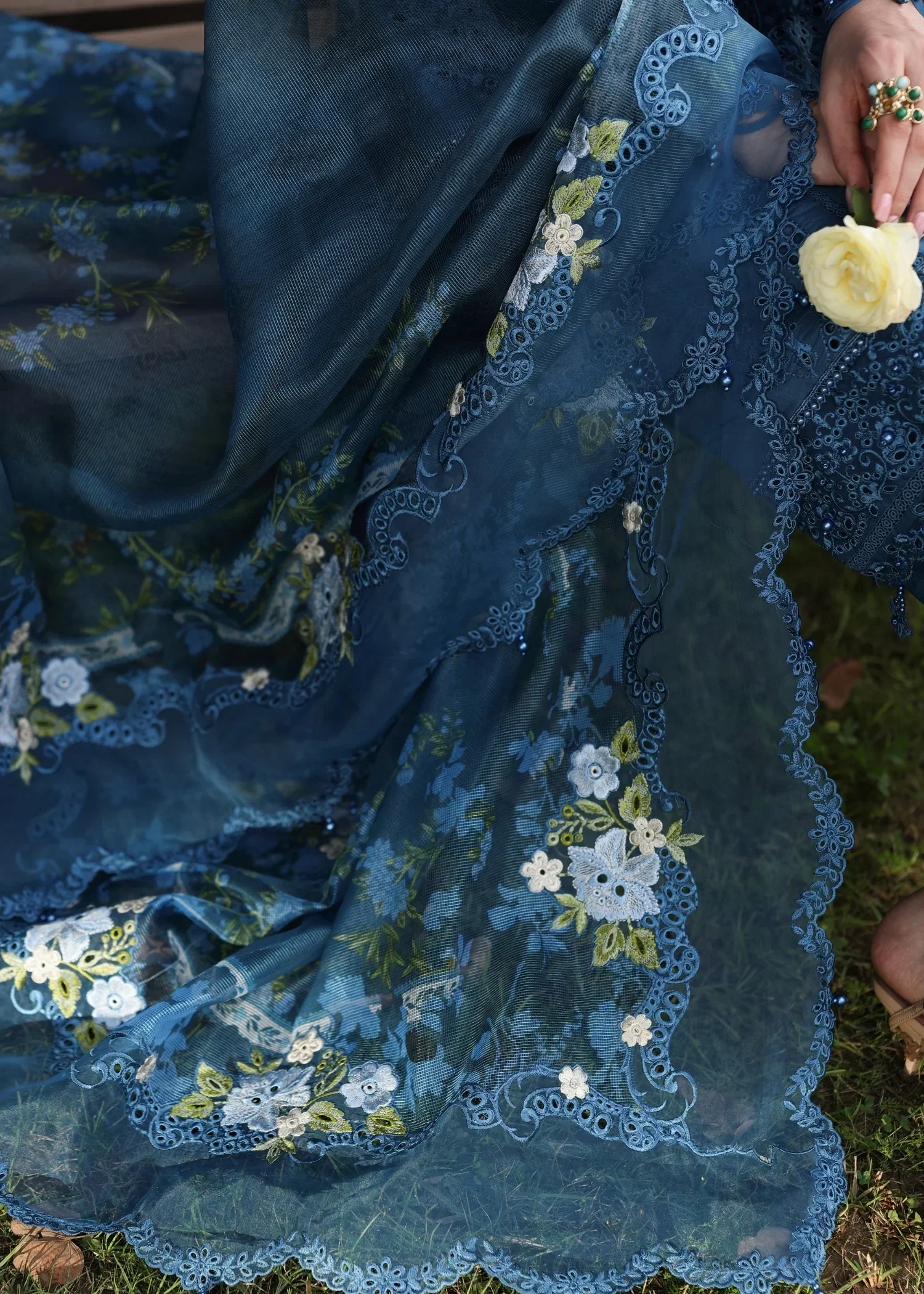 Sardinia Tales of Petals Lawn – BLUE BLOSSOMS - Image 5