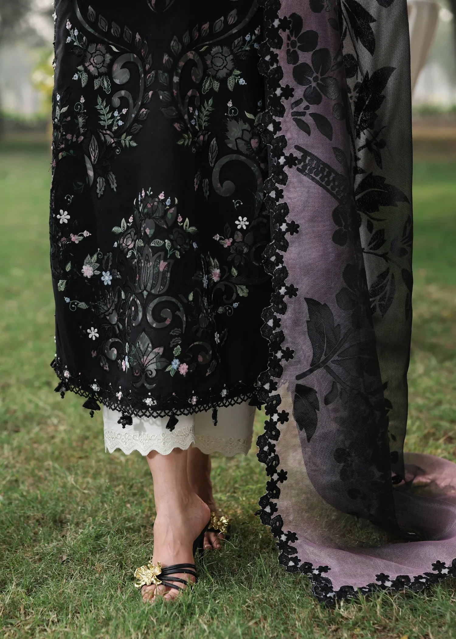 Sardinia Tales of Petals Lawn – MIDNIGHT BLOOM - Image 2