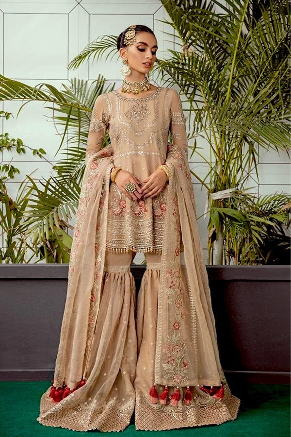 Serene Soirée Wedding Formals '21 – S-1036 Sandcastle