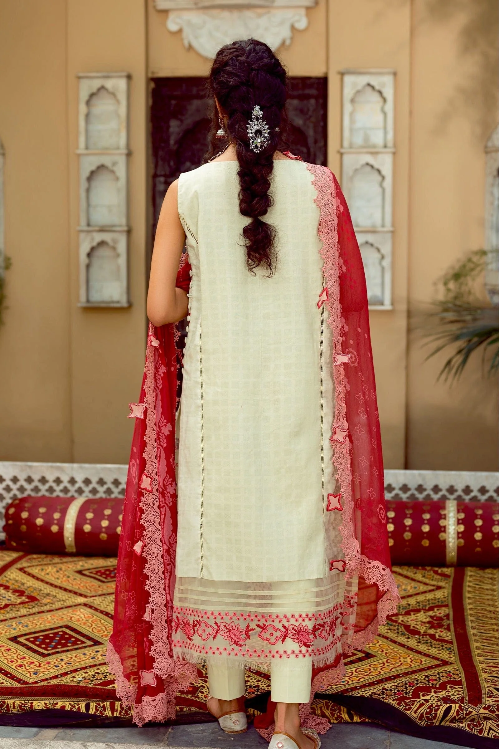 Shiza Hassan Kinaar Lawn Collection – Aveen - Image 5