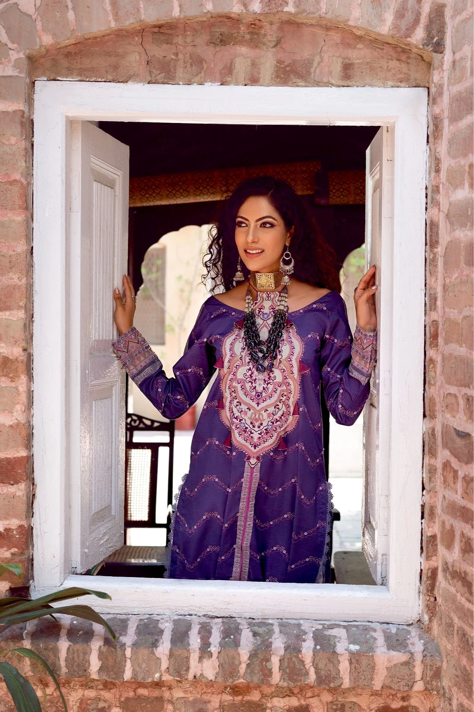 Shiza Hassan Kinaar Lawn Collection – Mahru - Image 3