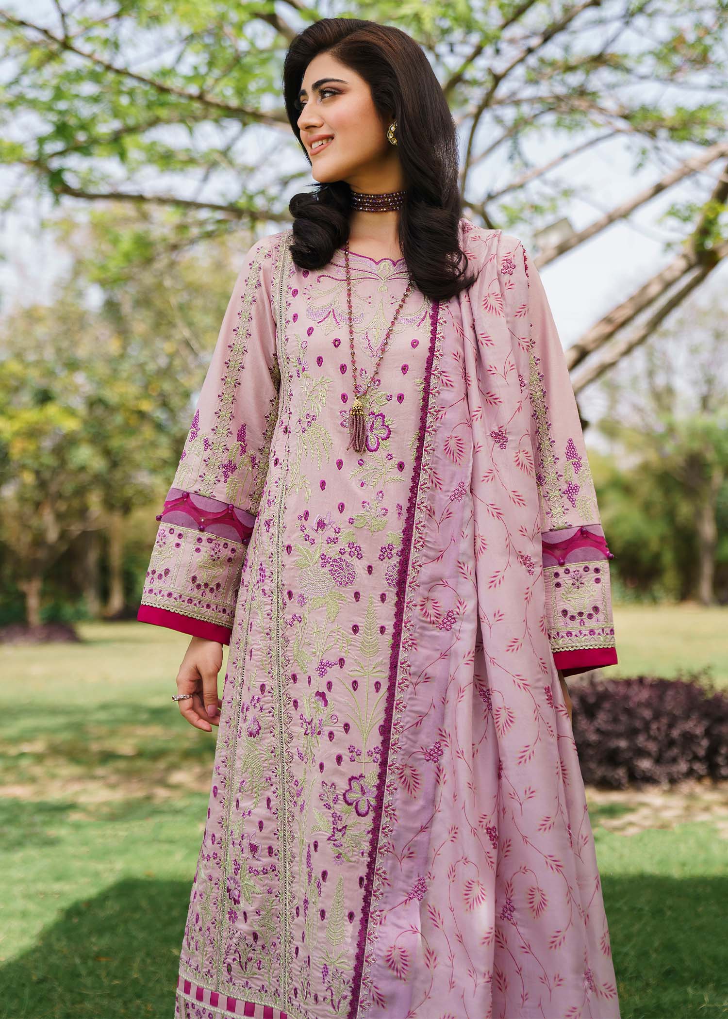 Shurooq Luxury Lawn '24 – BLOOM - Image 4