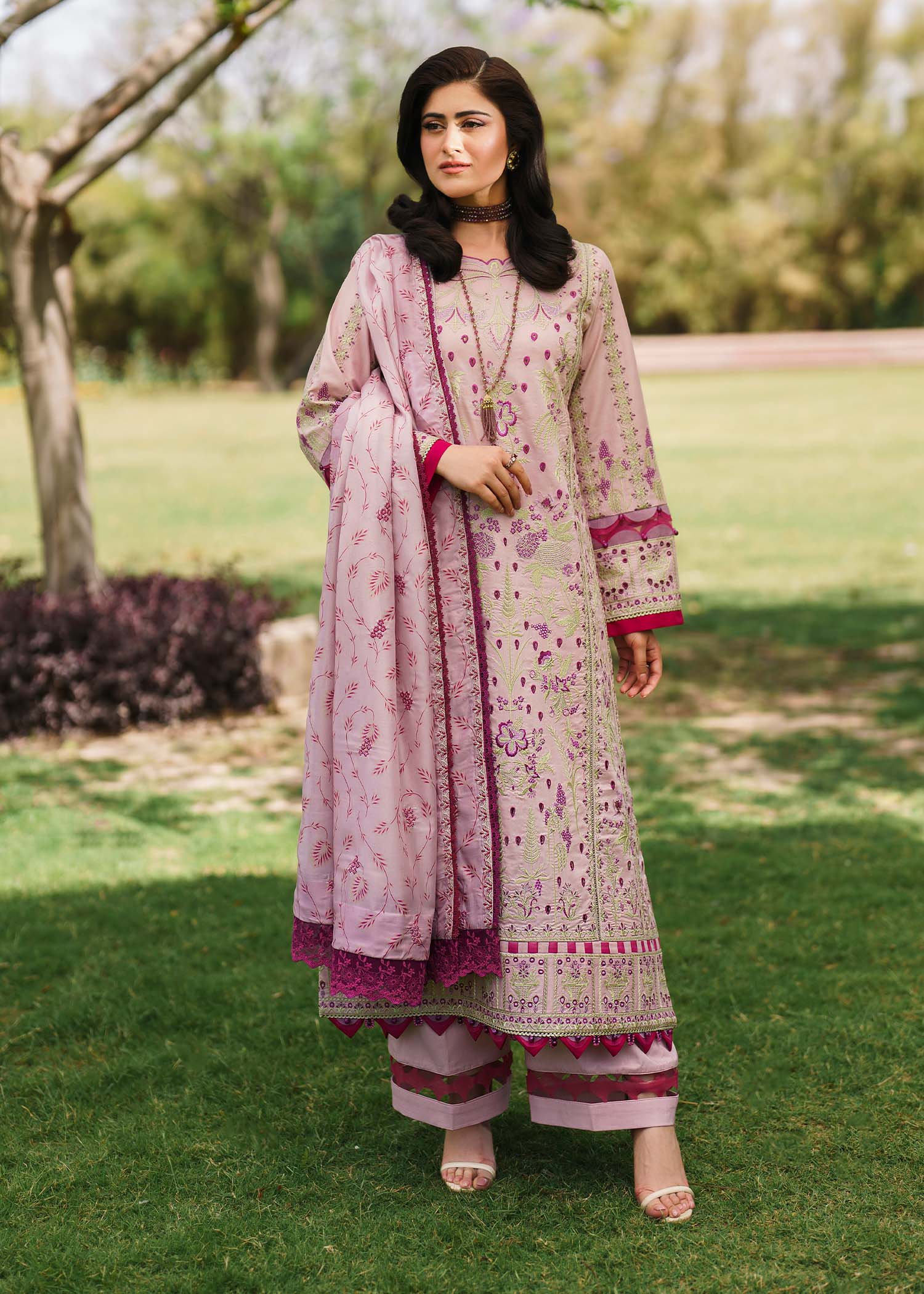 Shurooq Luxury Lawn '24 – BLOOM - Image 5