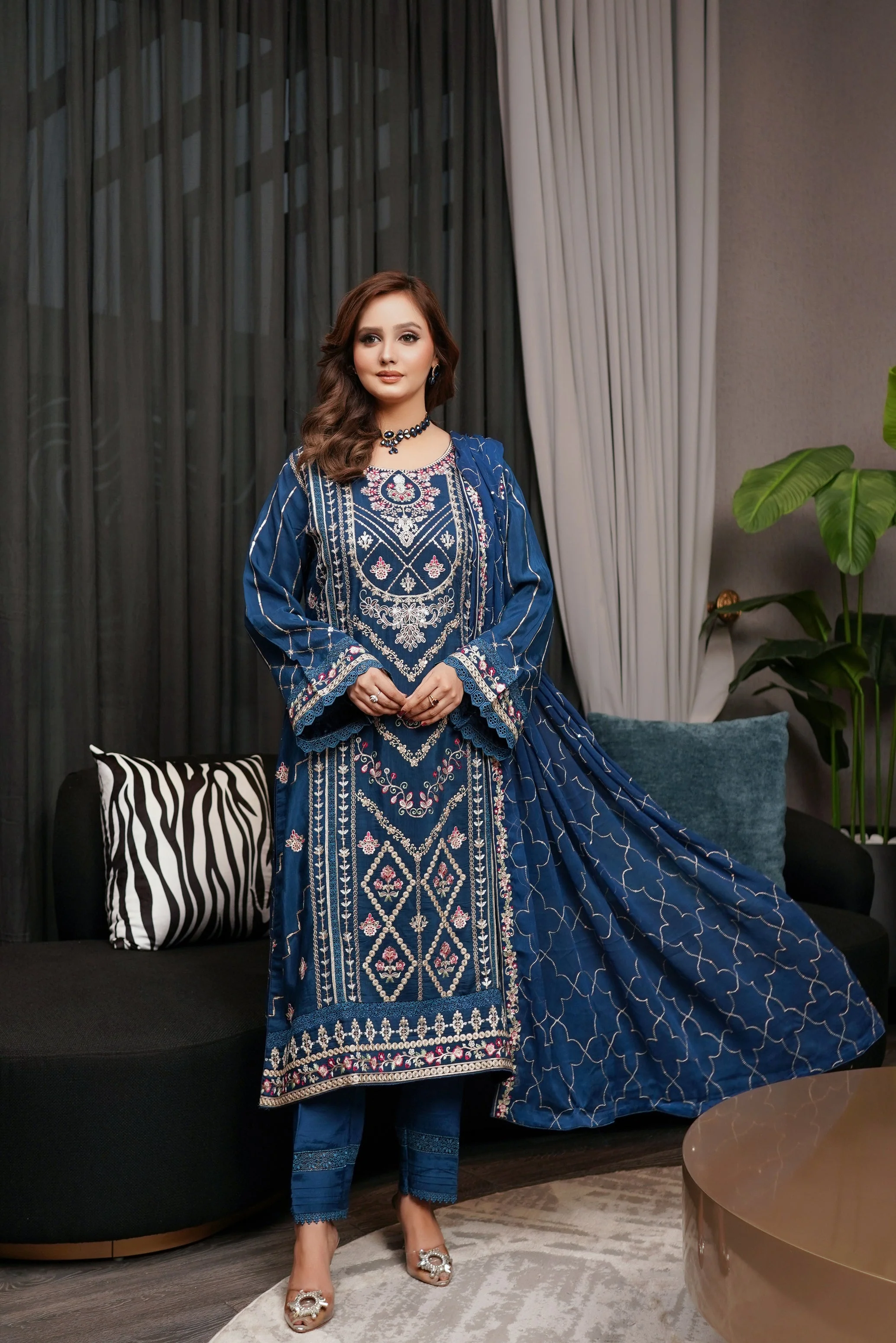 Inara Shamooz Silk Edit Festive Pret Formals – D-5 - Image 9