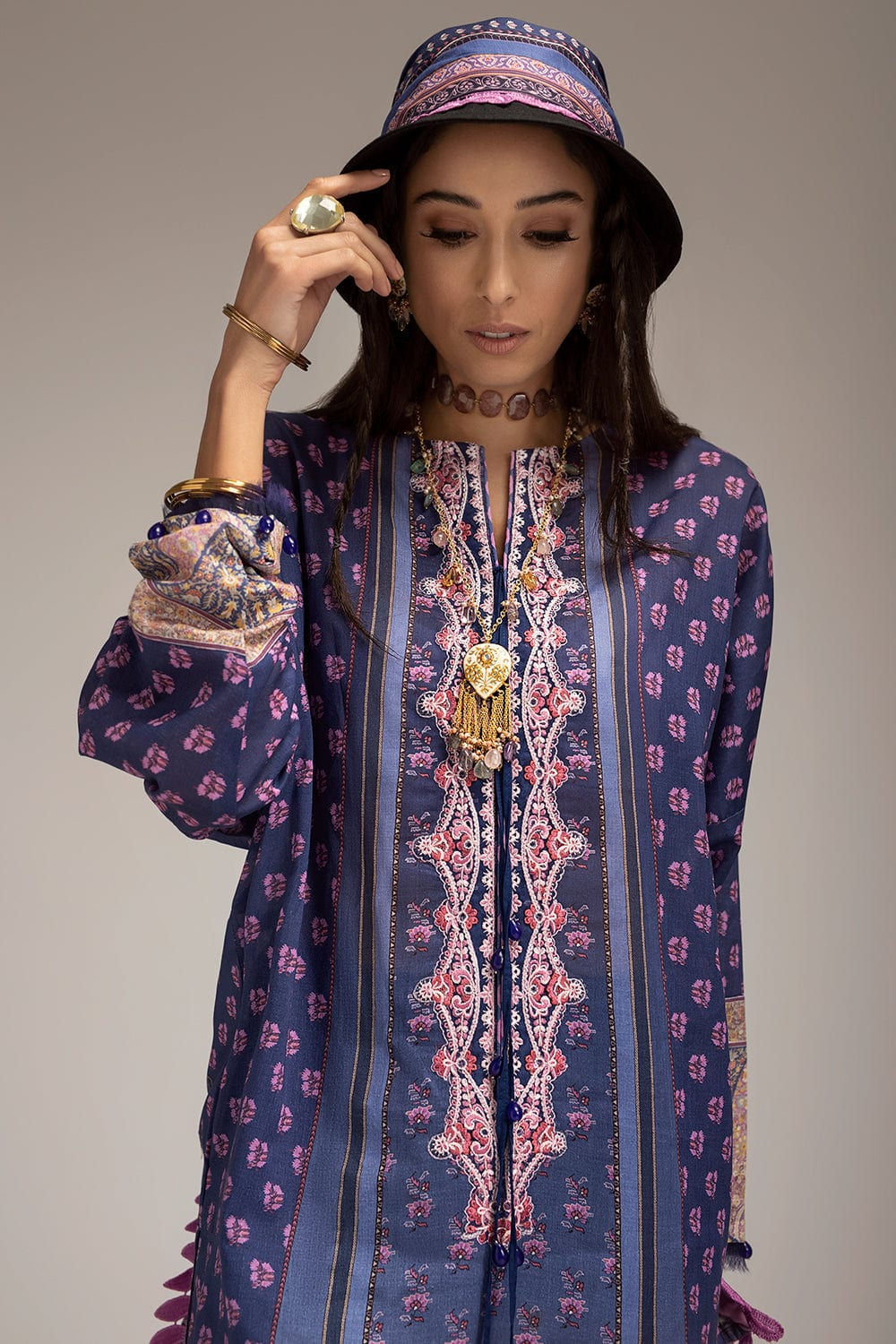 Sobia Nazir Lawn Prints Collection 2022 – Design 1A - Image 3