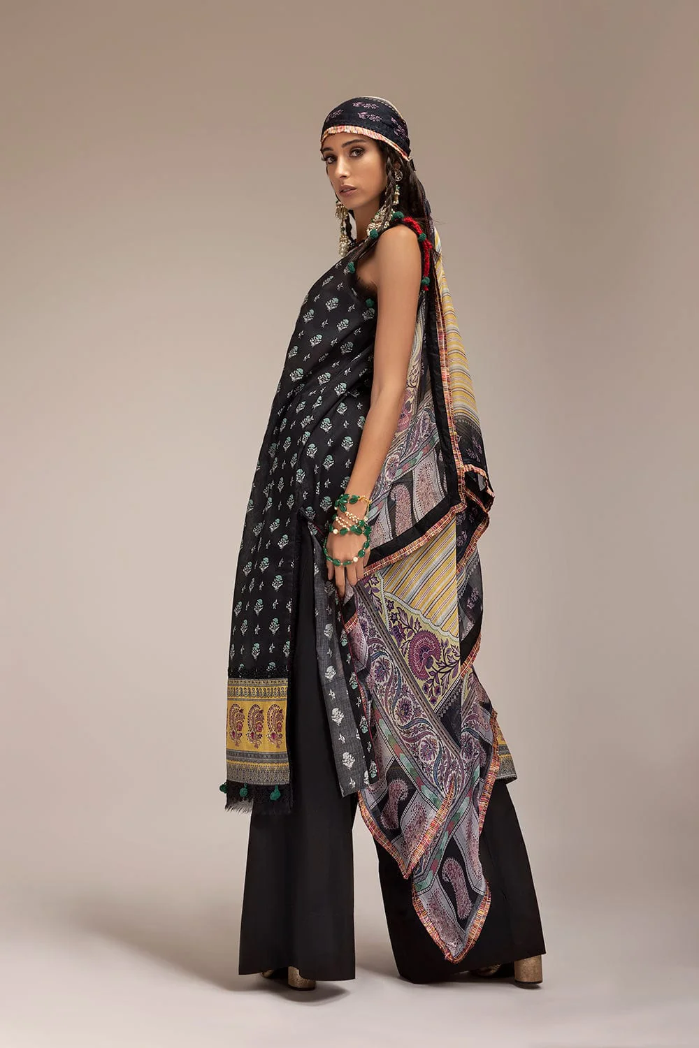 Sobia Nazir Lawn Prints Collection 2022 – Design 7B - Image 3