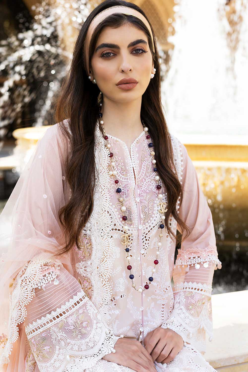 Sobia Nazir Luxury Lawn Collection 2022 – Design 9B - Image 4