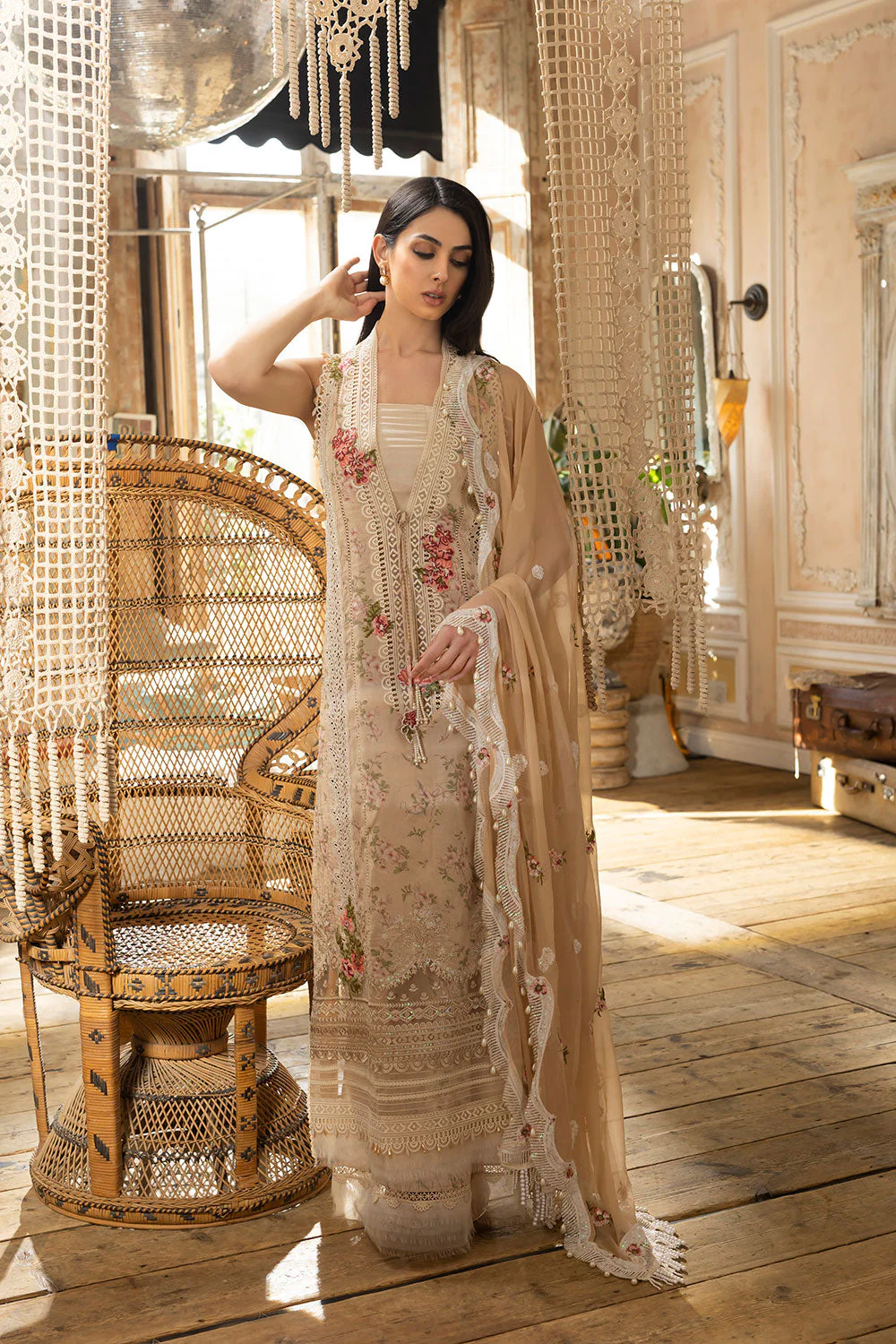 Sobia Nazir Luxury Lawn Collection 2023 – Design 12B - Image 2