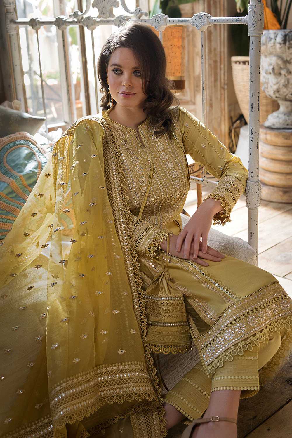 Sobia Nazir Luxury Lawn Collection 2023 – Design 6A - Image 4