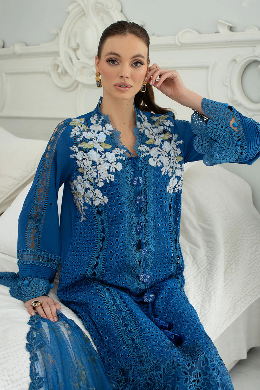 Sobia Nazir Luxury Lawn Collection 2024 – Design 8A - Image 4