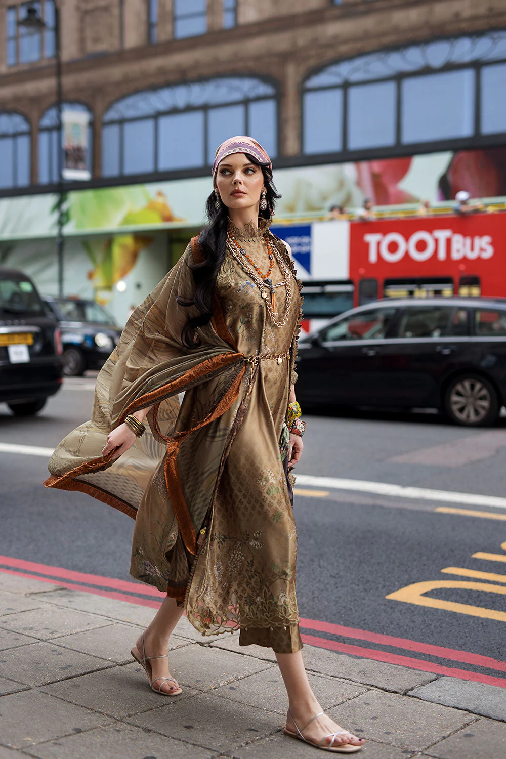 Sobia Nazir Luxury Silk Collection 2023 – Design 03 - Image 3