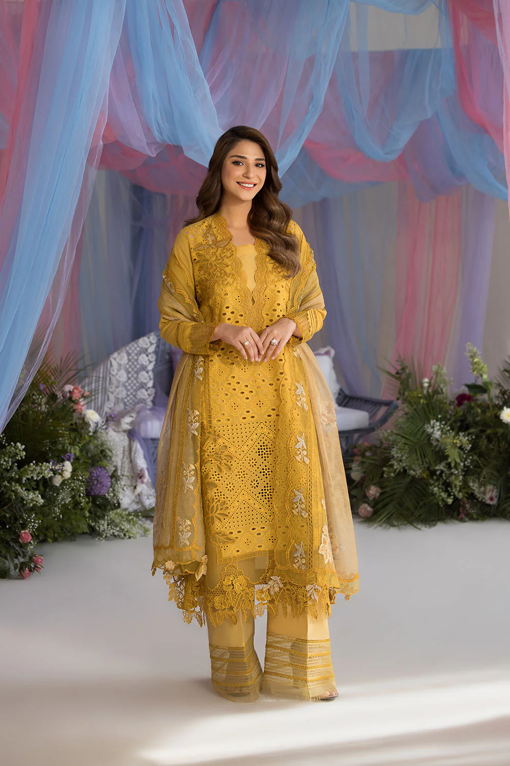 Sobia Nazir Summer Luxury Lawn – Design 1A