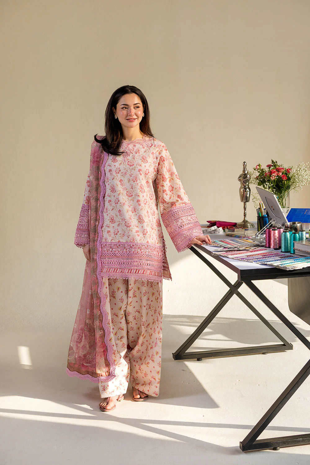 Sobia Nazir Vital Lawn – 1A