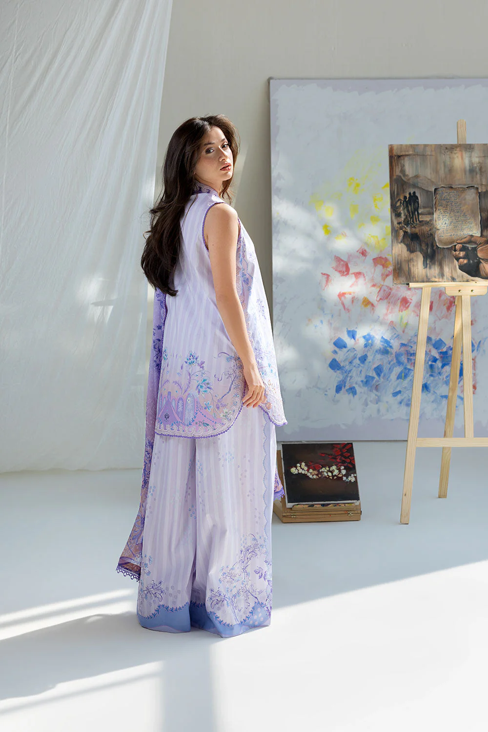 Sobia Nazir Vital Lawn – 2B - Image 5