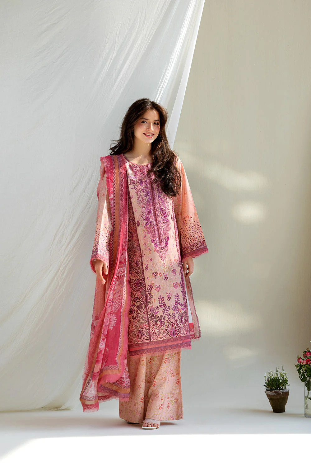 Sobia Nazir Vital Lawn – 5B - Image 7