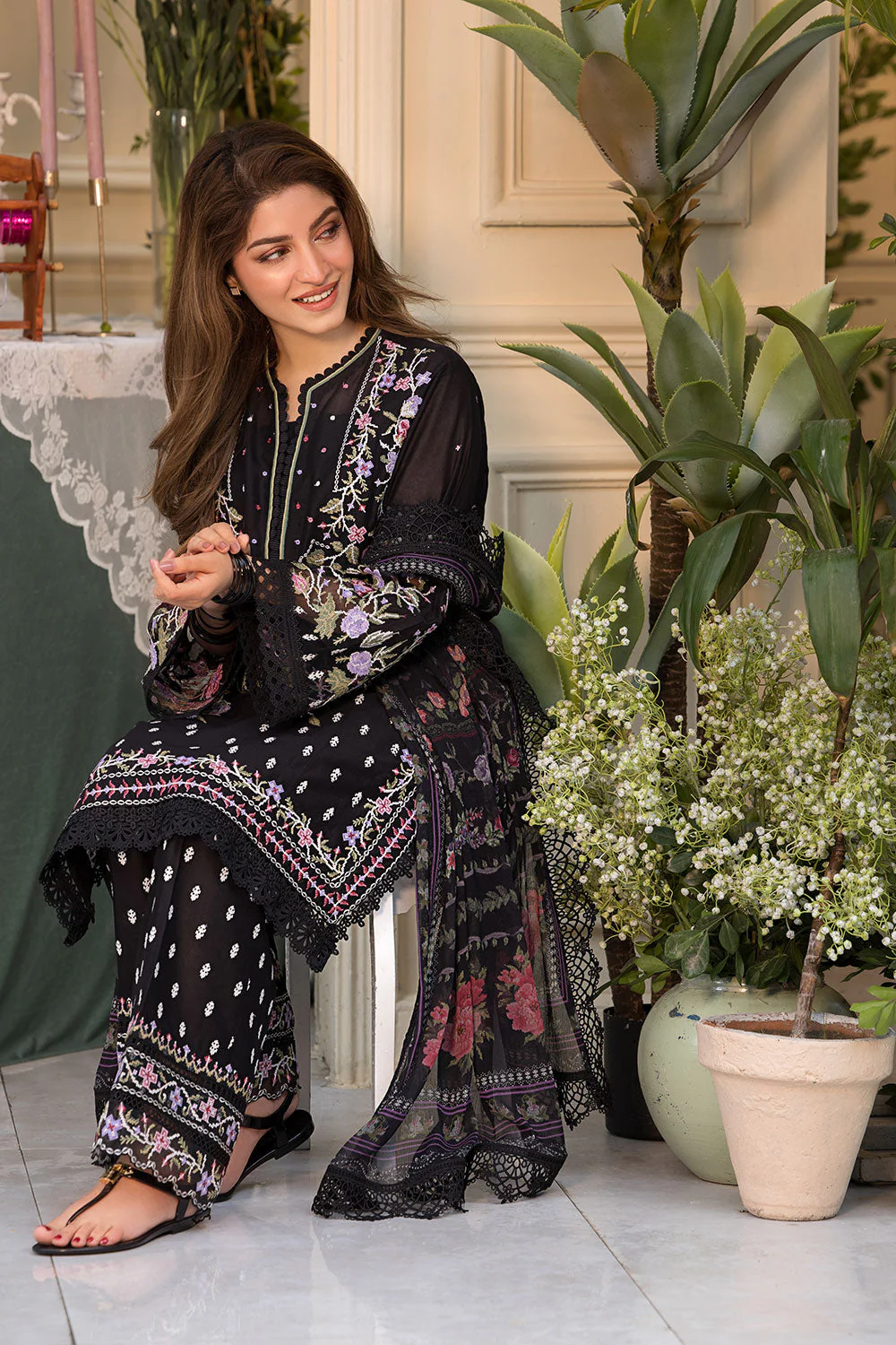 Sobia Nazir Vital Lawn – Design 5A - Image 6