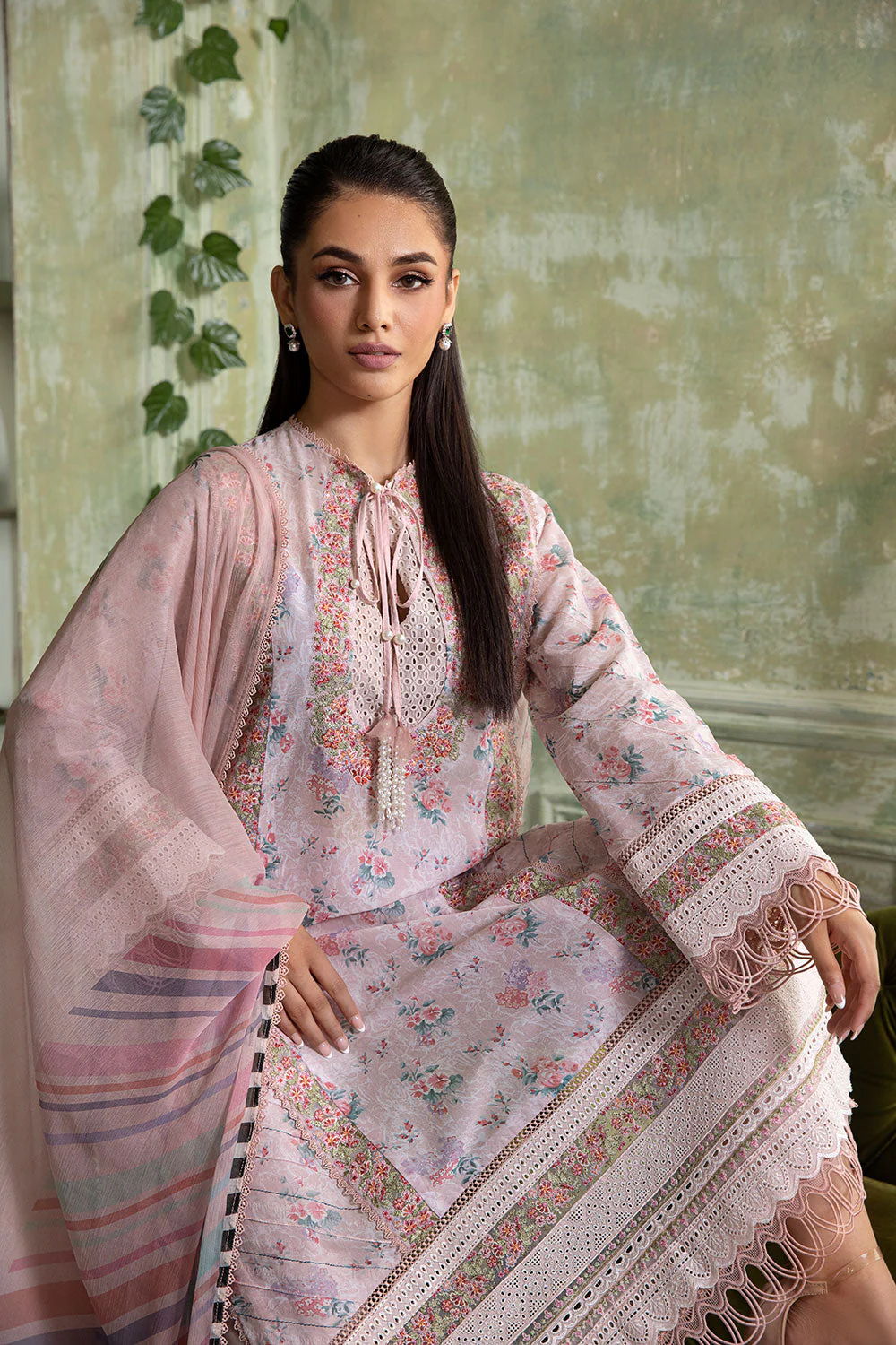 Sobia Nazir Vital Lawn Vol-2 – 4A - Image 6