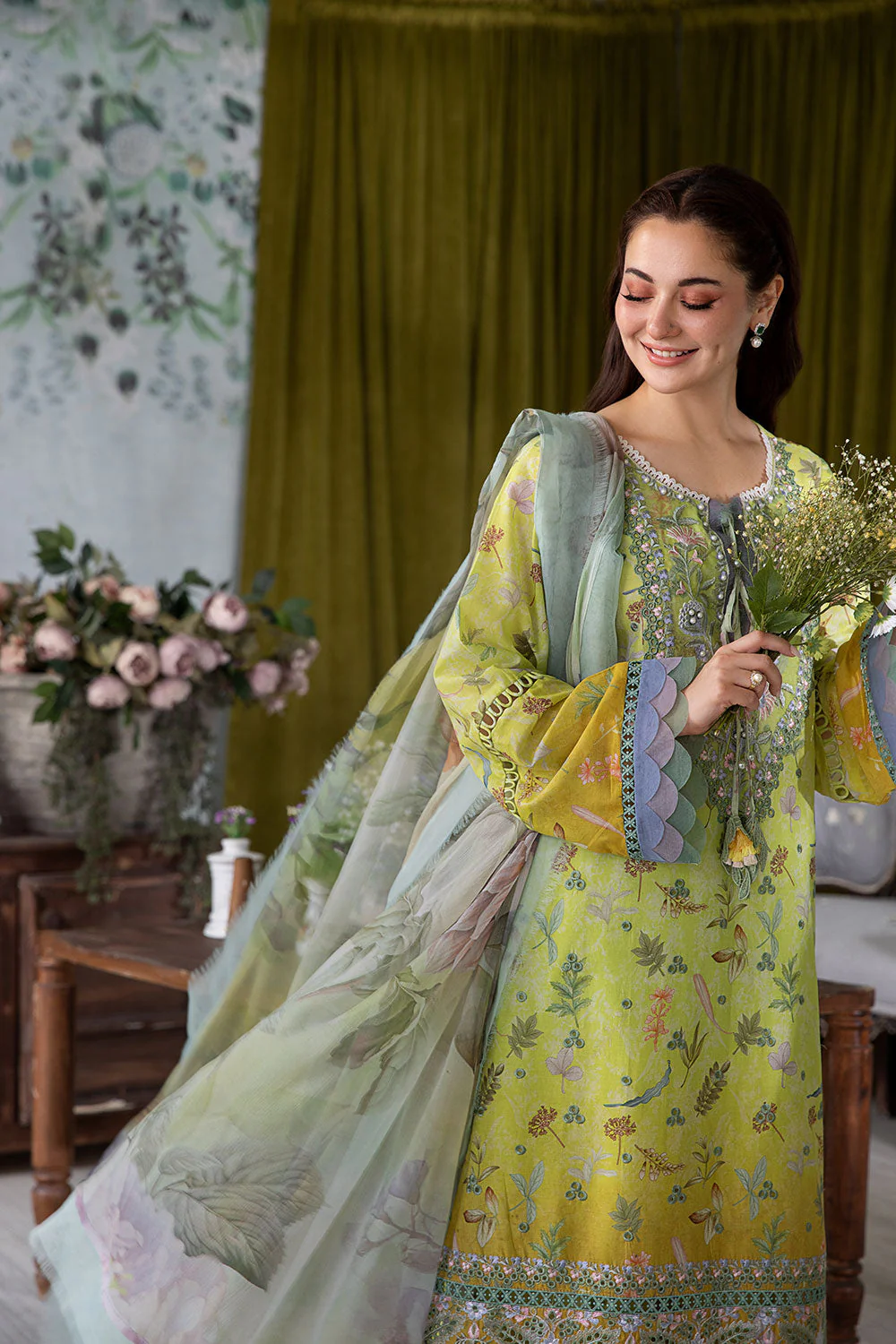 Sobia Nazir Vital Lawn Vol-2 – 6A - Image 5