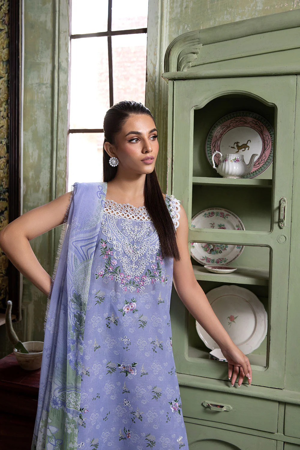 Sobia Nazir Vital Lawn Vol-2 – 7A - Image 4