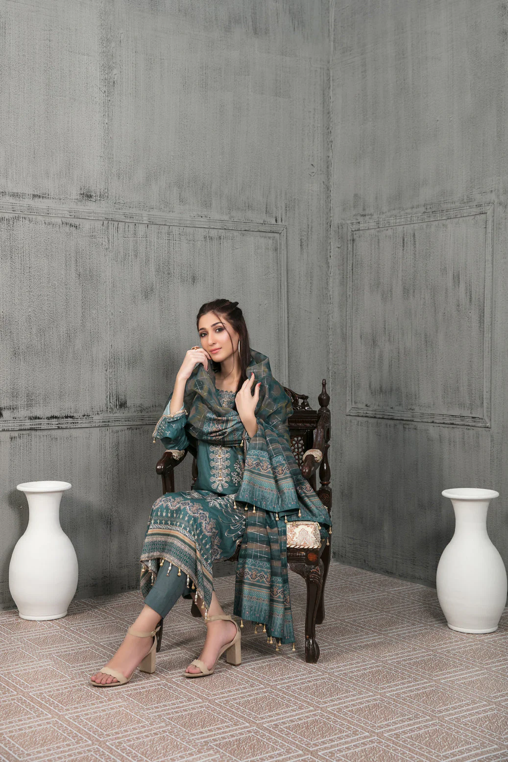 Tawakkal Aynur Lawn Banarsi Collection – D-6893 - Image 3