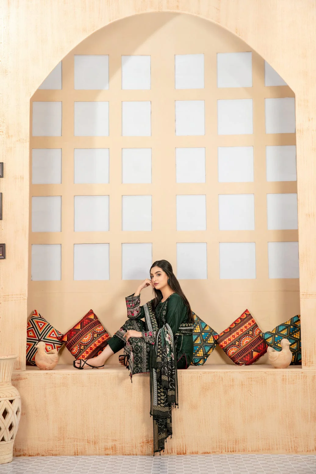 Tawakkal Gulrukh Lawn Collection 2022 – D-6807 - Image 3