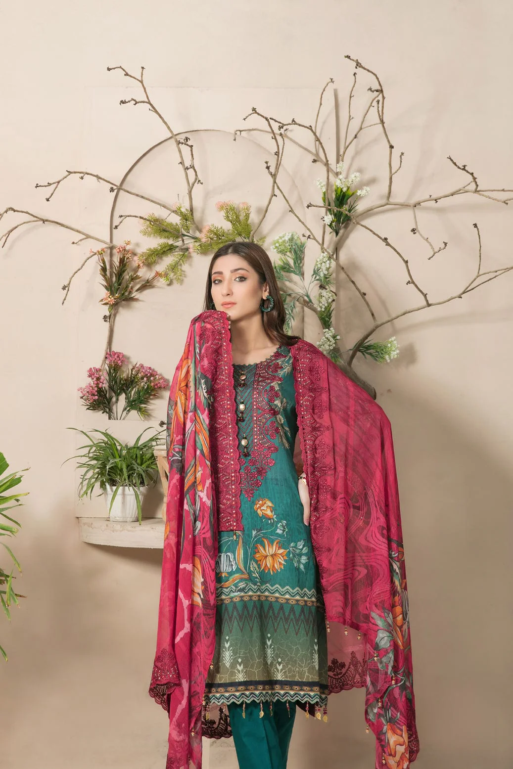 Tawakkal Soraya Lawn Collection 2022 – D-7027 - Image 3