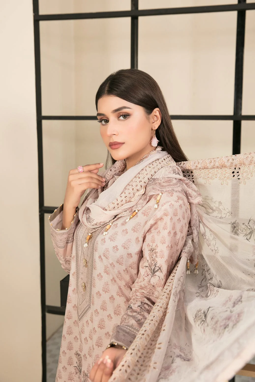 Tawakkal Suroor Lawn Collection 2022 – D-6926 - Image 3