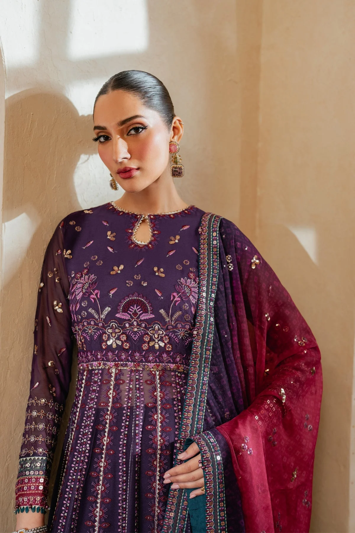 Xenia Niran Luxury Formals – SOURATI - Image 6