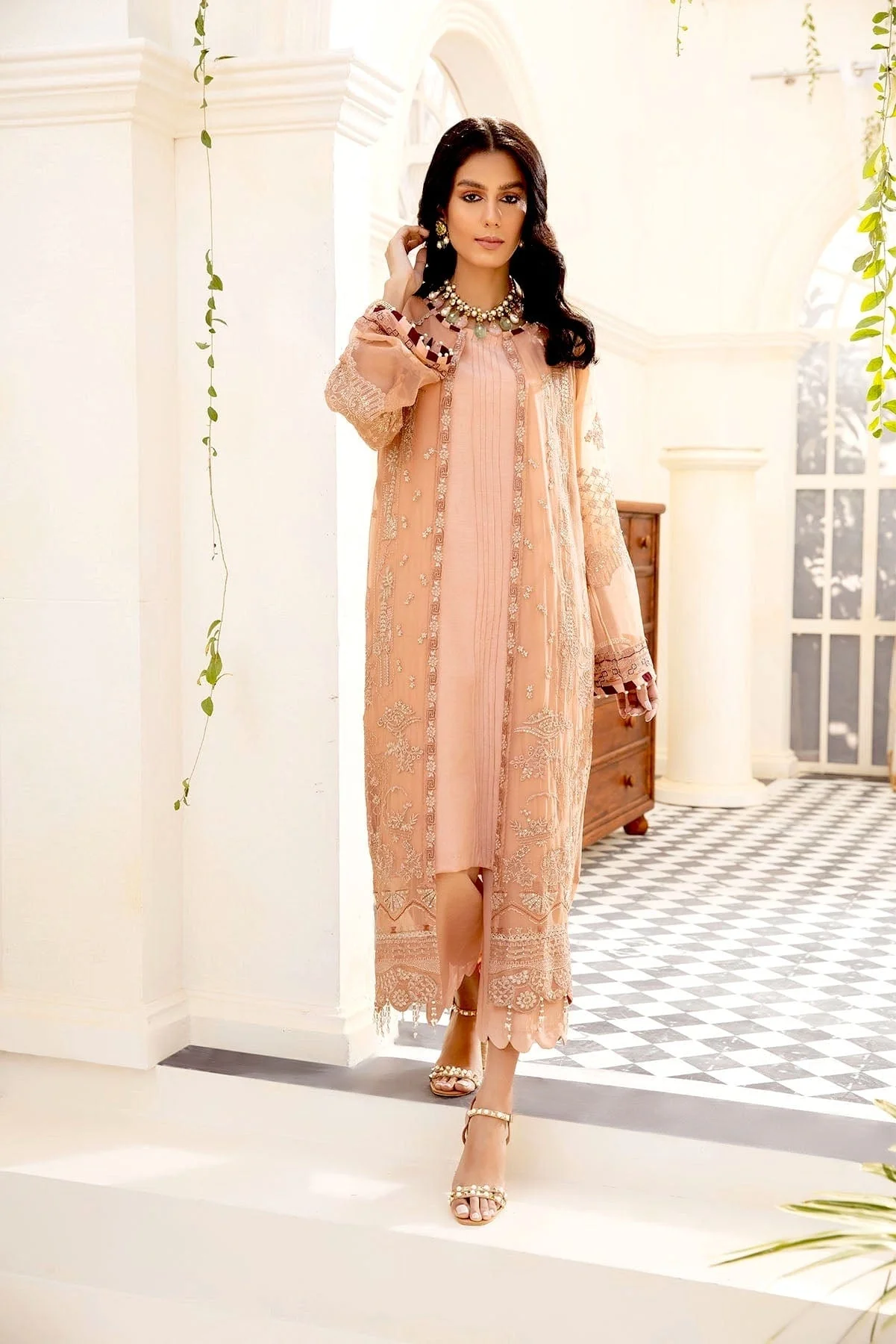 Xenia Pareesia Embroidered Chiffon Collection – MOIRA - Image 4