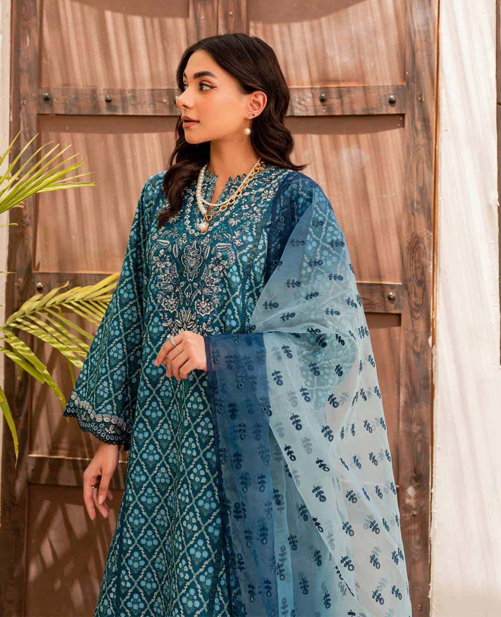 Xenia Soiree Eid Lawn Collection – ICARIA - Image 3