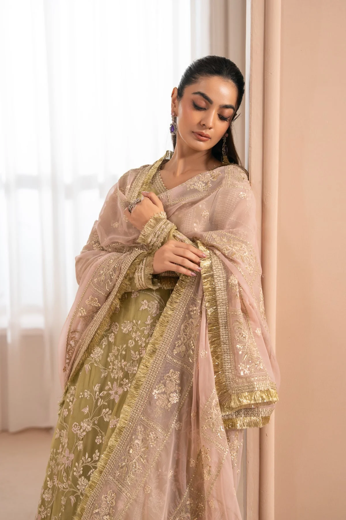 Xenia Zaeva Luxury Festive Formals – NIVVI - Image 7