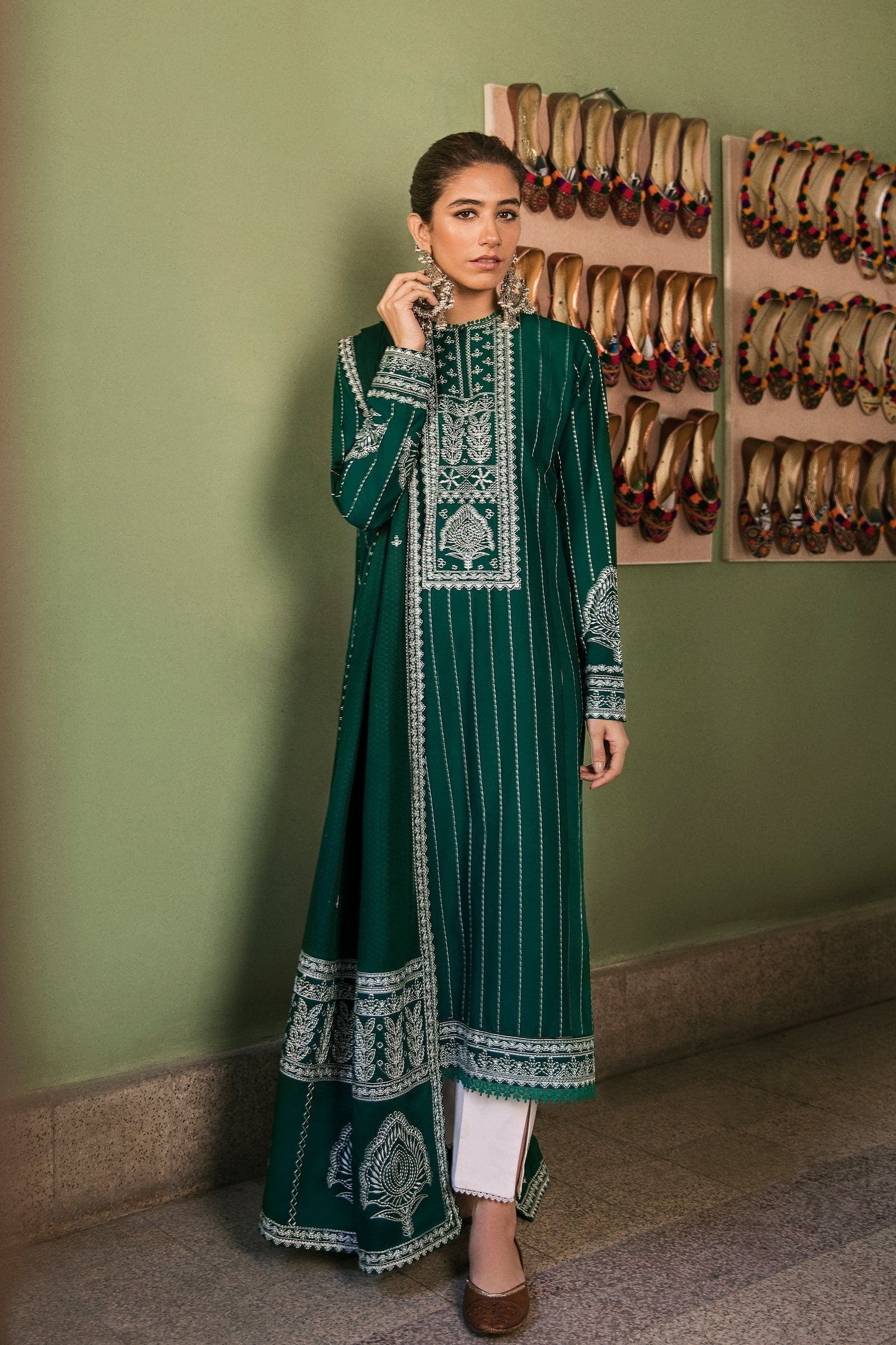 Zaha by Khadijah Shah Lawn Collection – ZEH (ZL21-08 A)