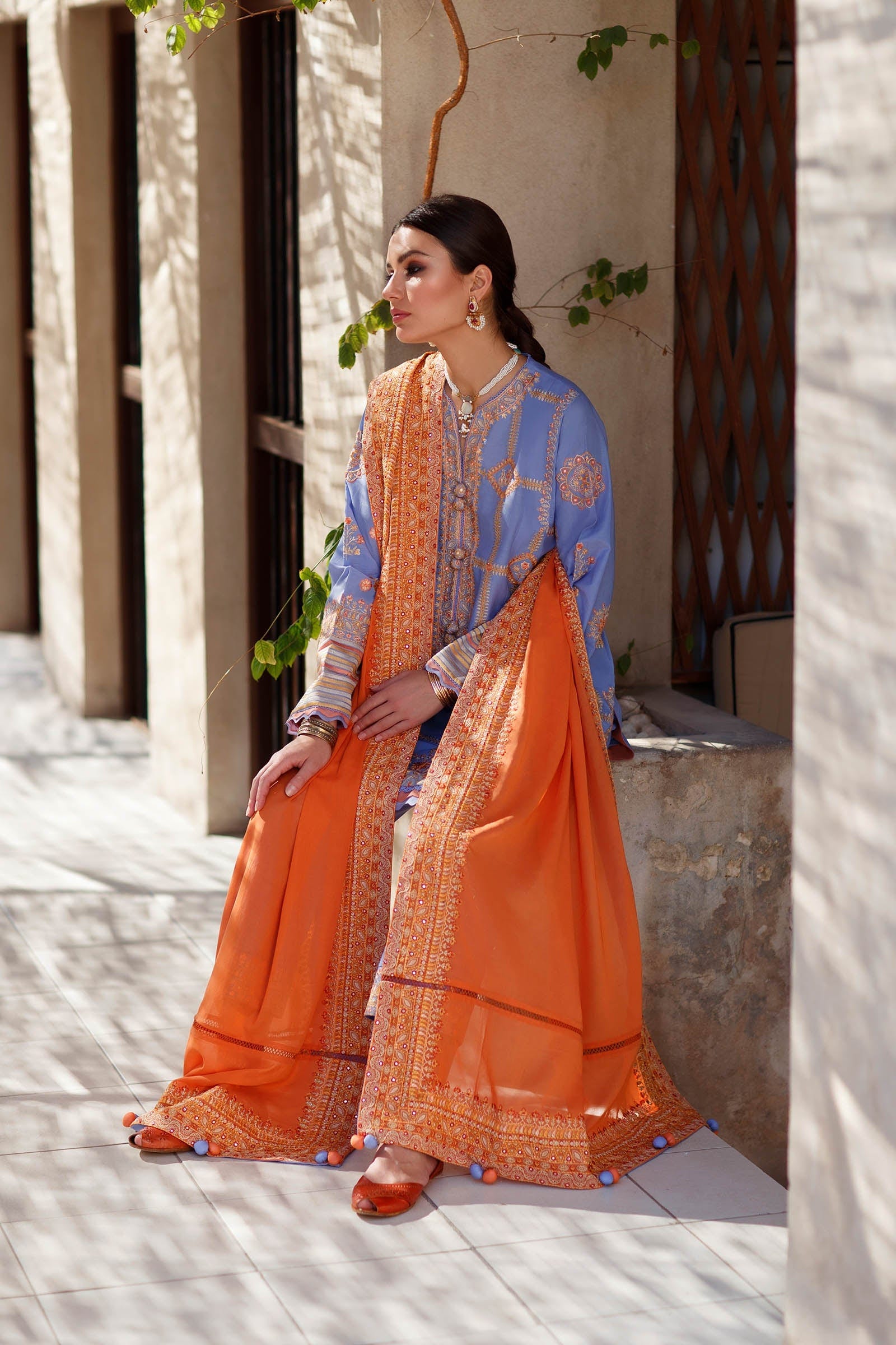 Zaha by Khadijah Shah Lawn Collection 2022 – LINA (ZL22-13 A) - Image 5