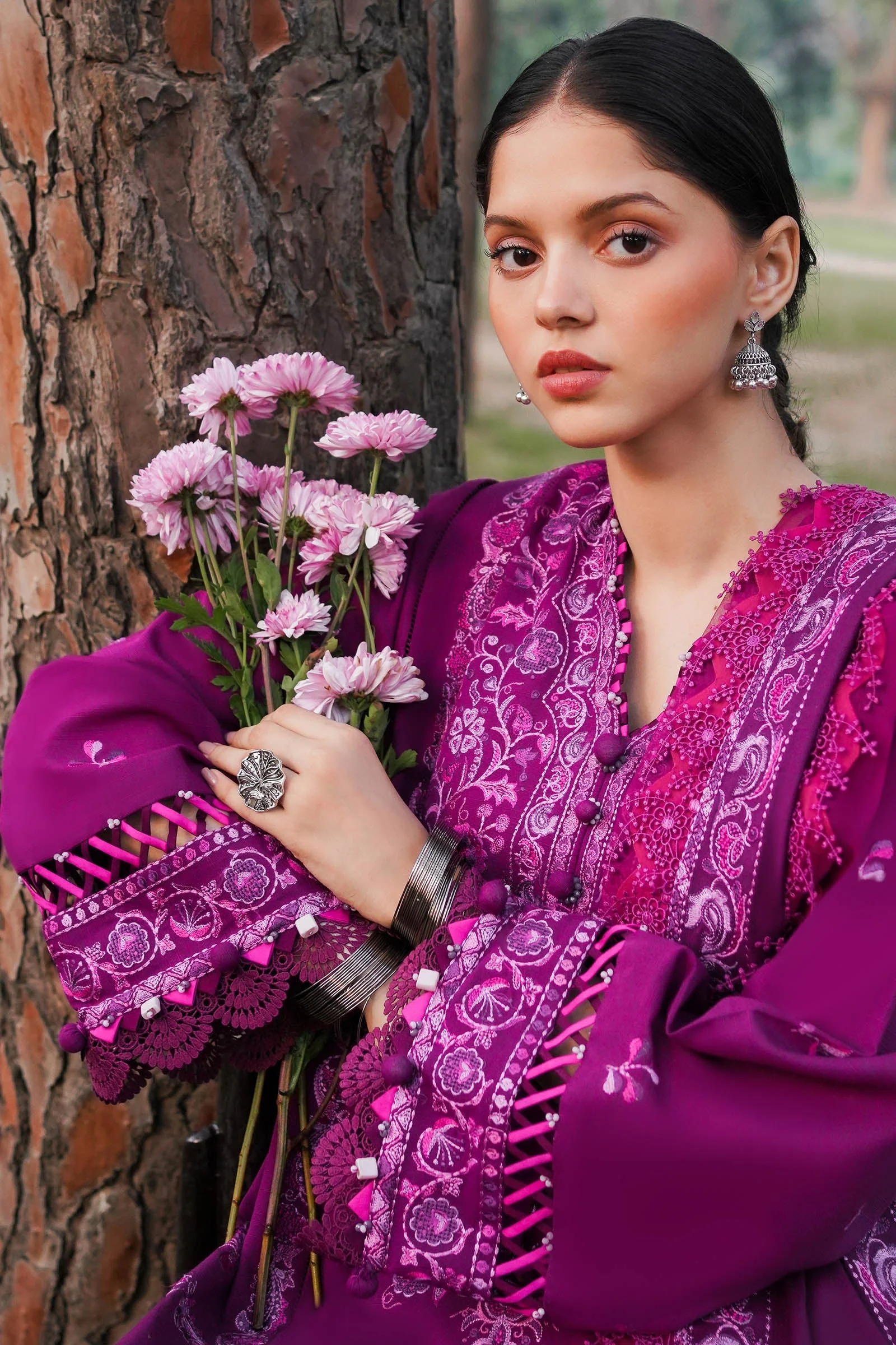 Zaha by Khadijah Shah · Winter Collection Vol-02 – SOUZAN (ZW2-23-10) - Image 4