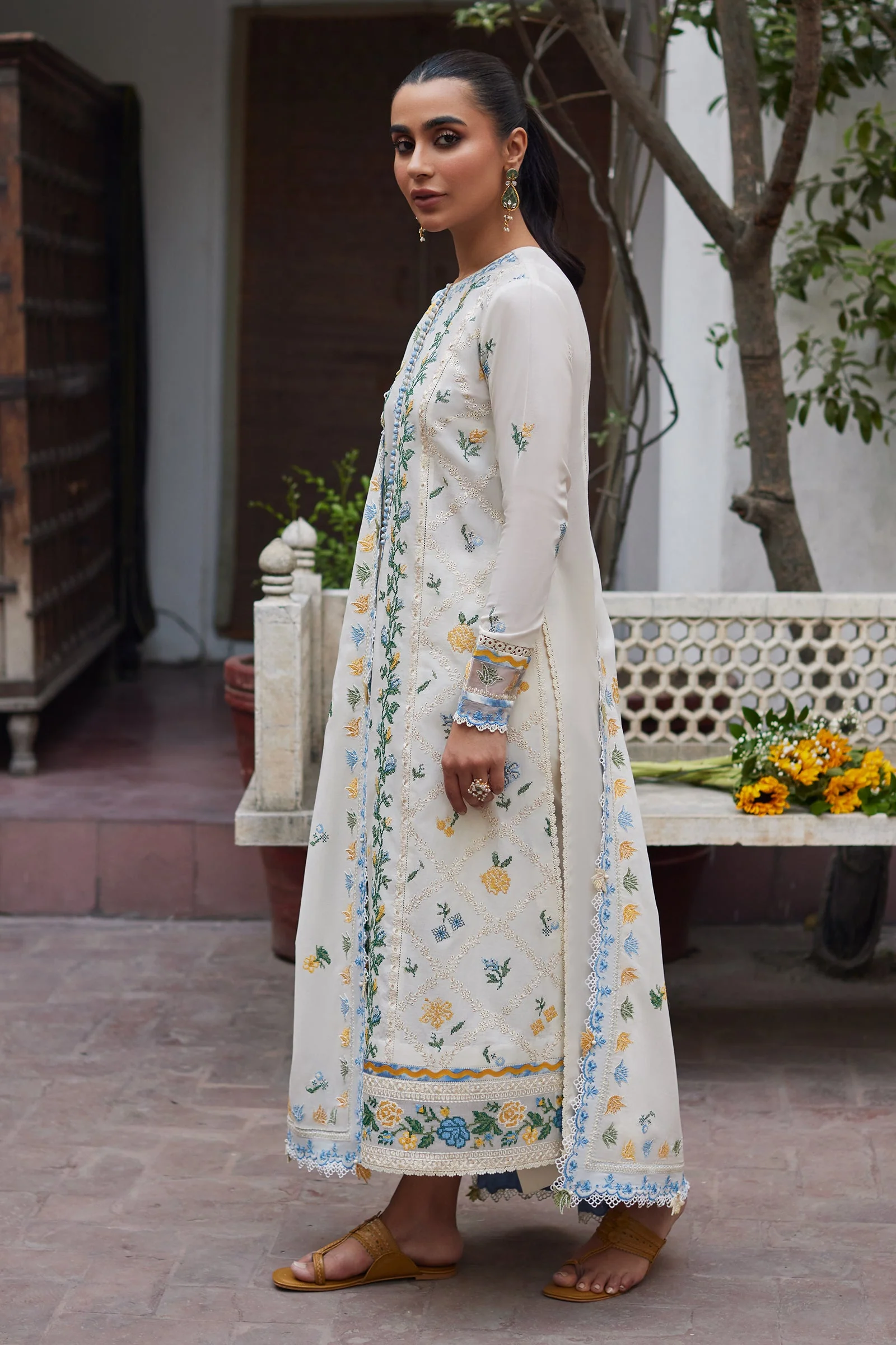 Zaha Festive Eid Lawn – LEYA (ZF24-08) - Image 2