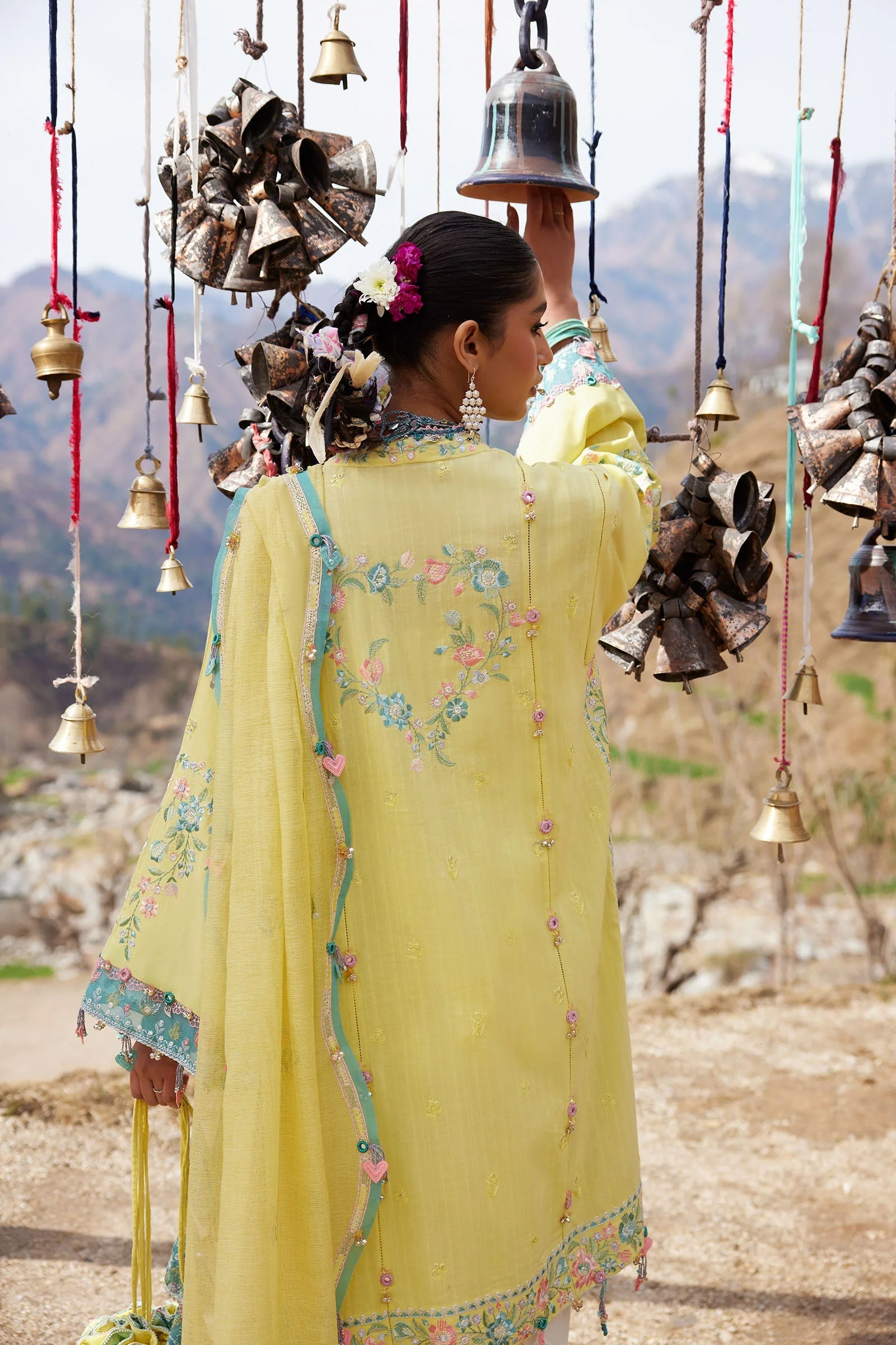 Zaha Festive Luxury Lawn – ZL26-01A - Image 7
