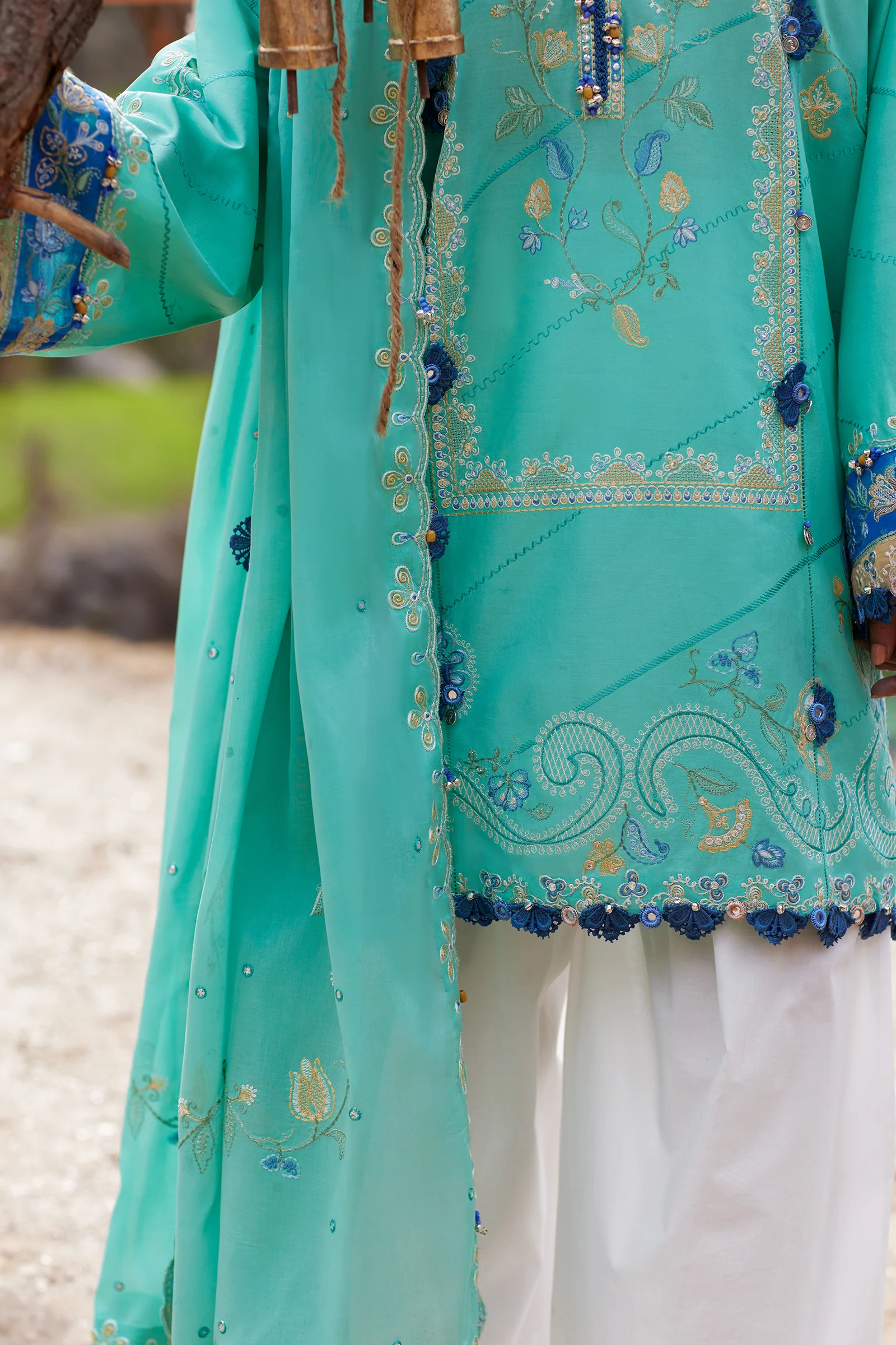 Zaha Festive Luxury Lawn – ZL26-06A - Image 2
