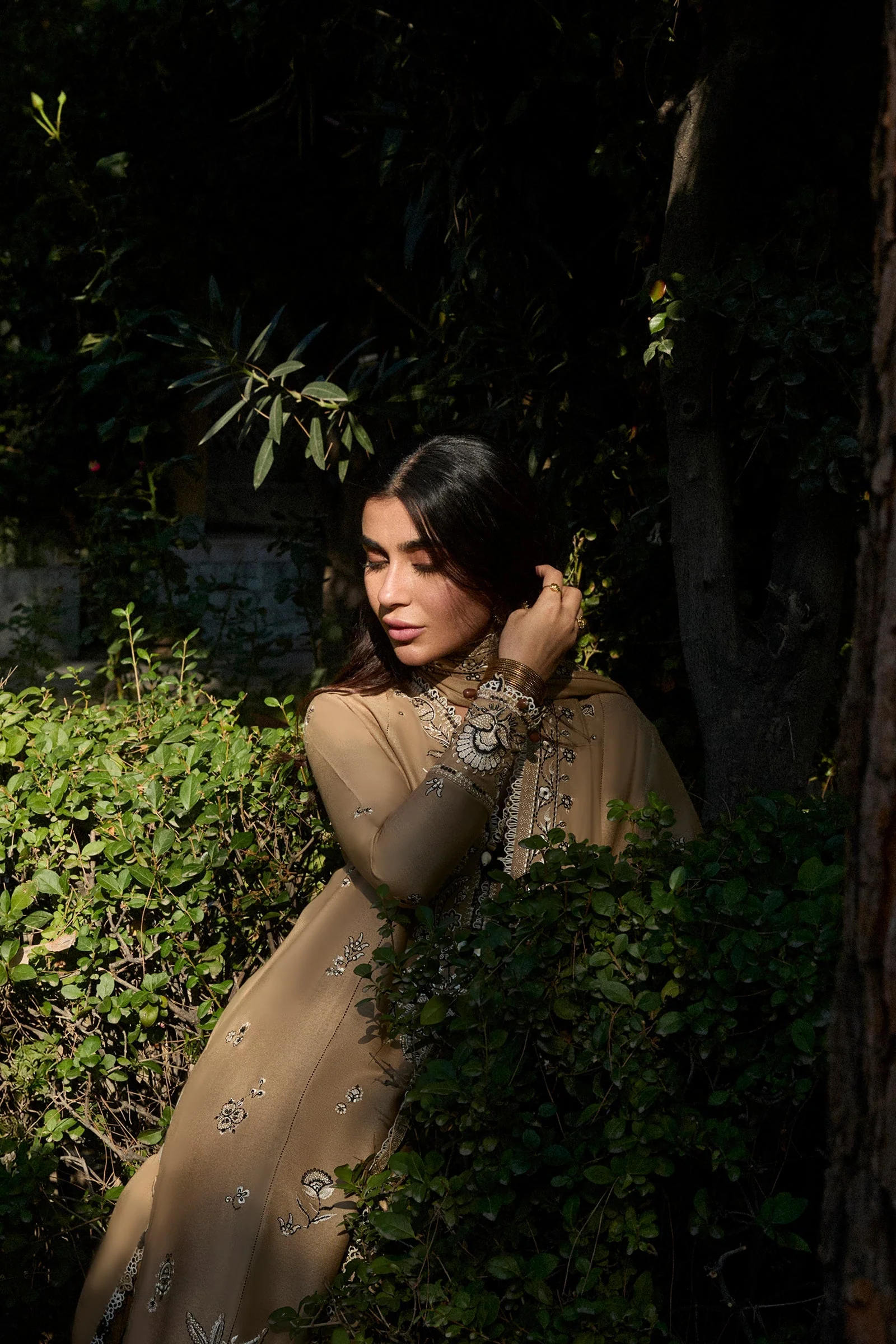Zaha Luxury Winter Edition – SUZANI (ZW24-10) - Image 5