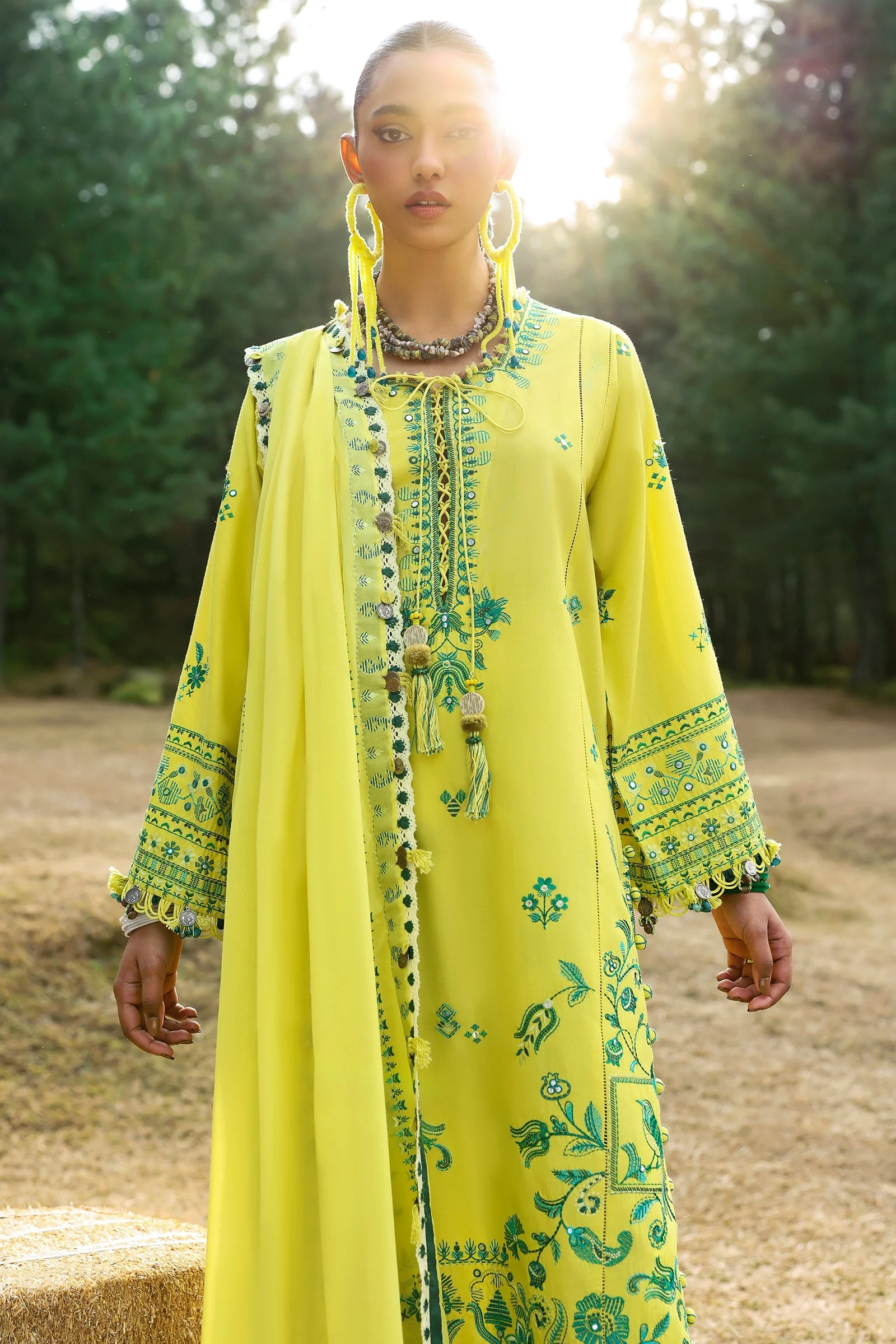 Zaha Neelum Luxury Lawn – ELAYA (ZL25-10 B) - Image 2