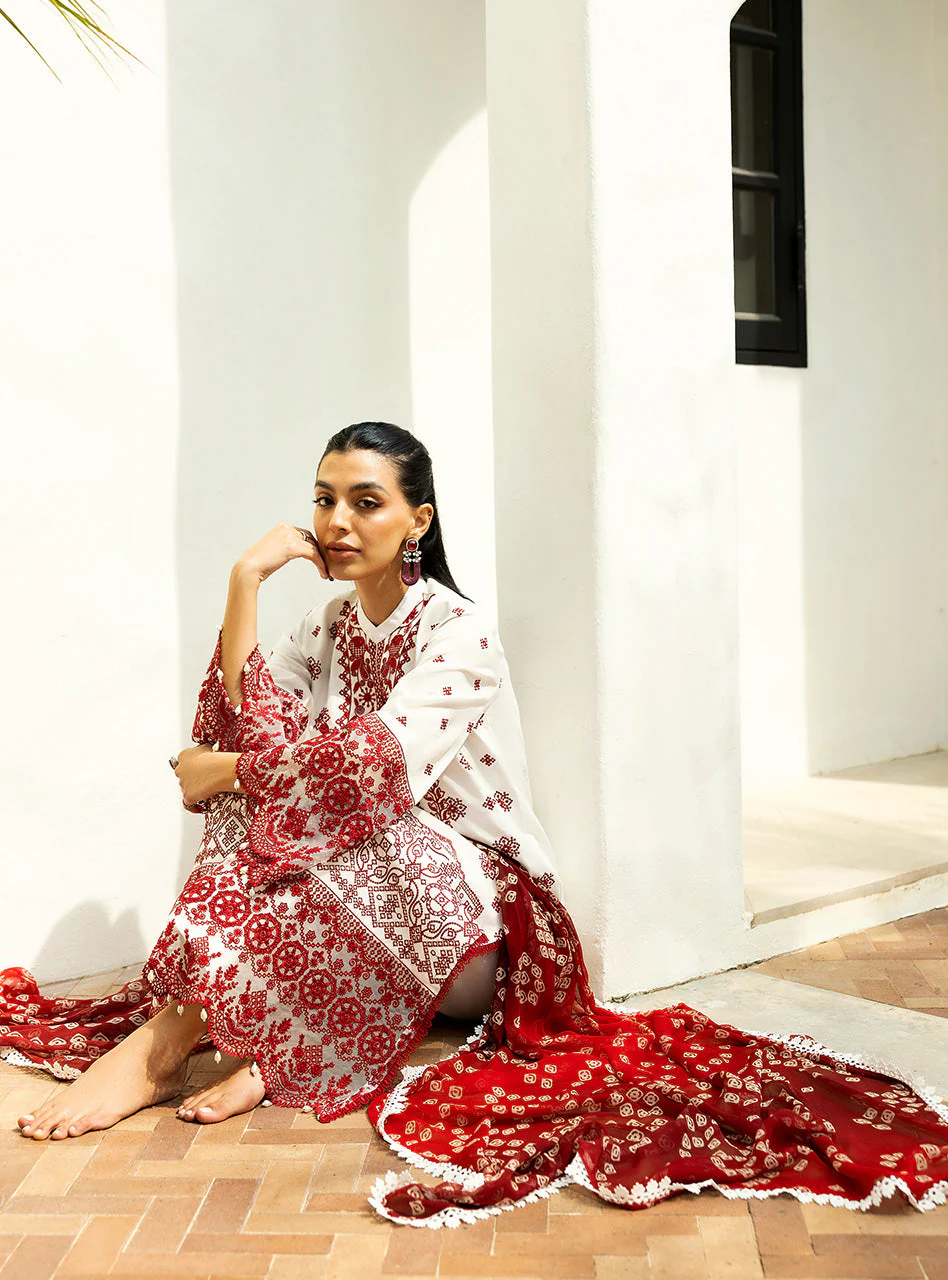 Zainab Chottani Chikankari Luxury Lawn – Reem - 8B - Image 8
