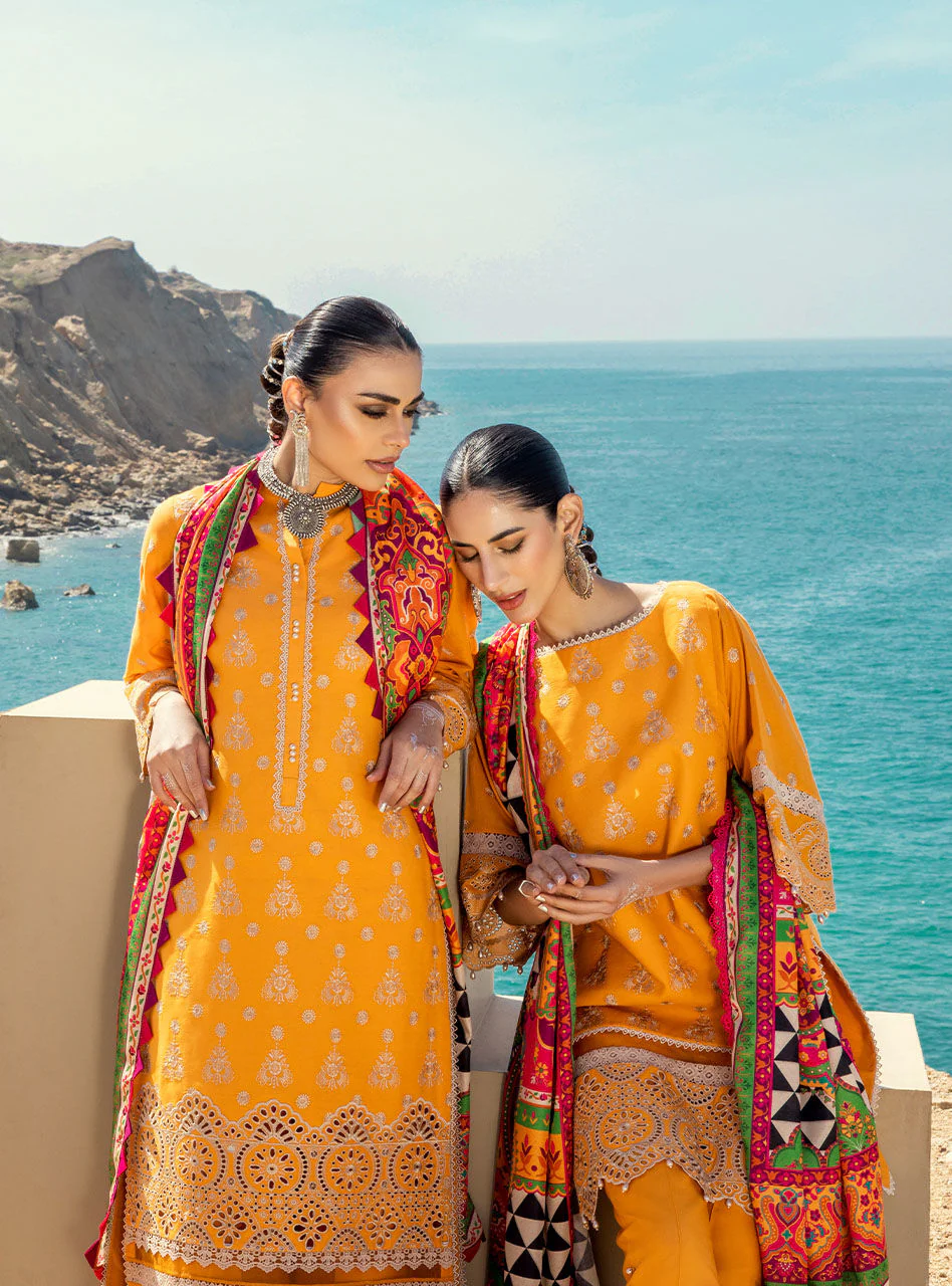 Zainab Chottani Luxury Chikankari Lawn Collection – Gunjal 3A - Image 15