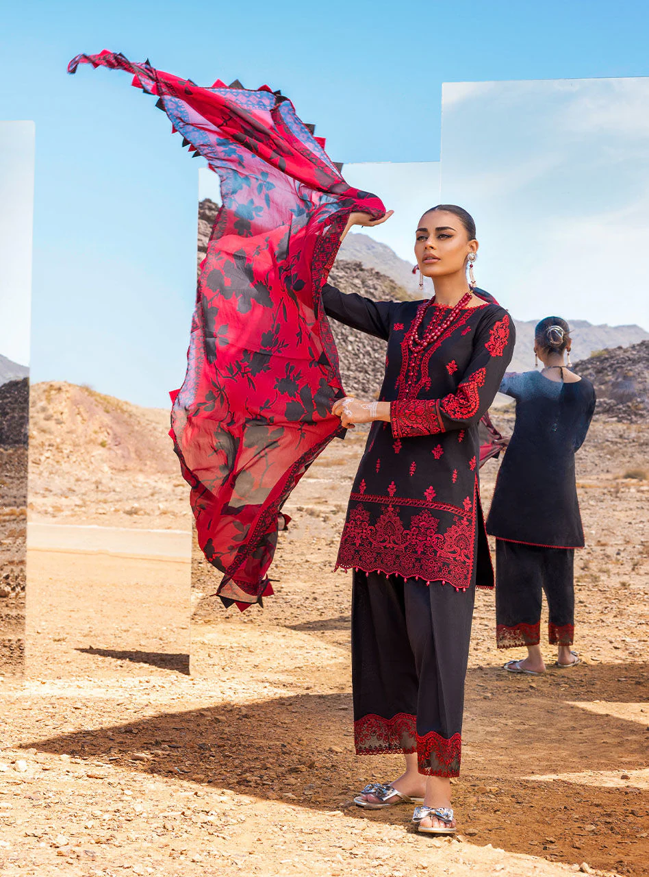Zainab Chottani Luxury Chikankari Lawn Collection – Mahal 7A - Image 7