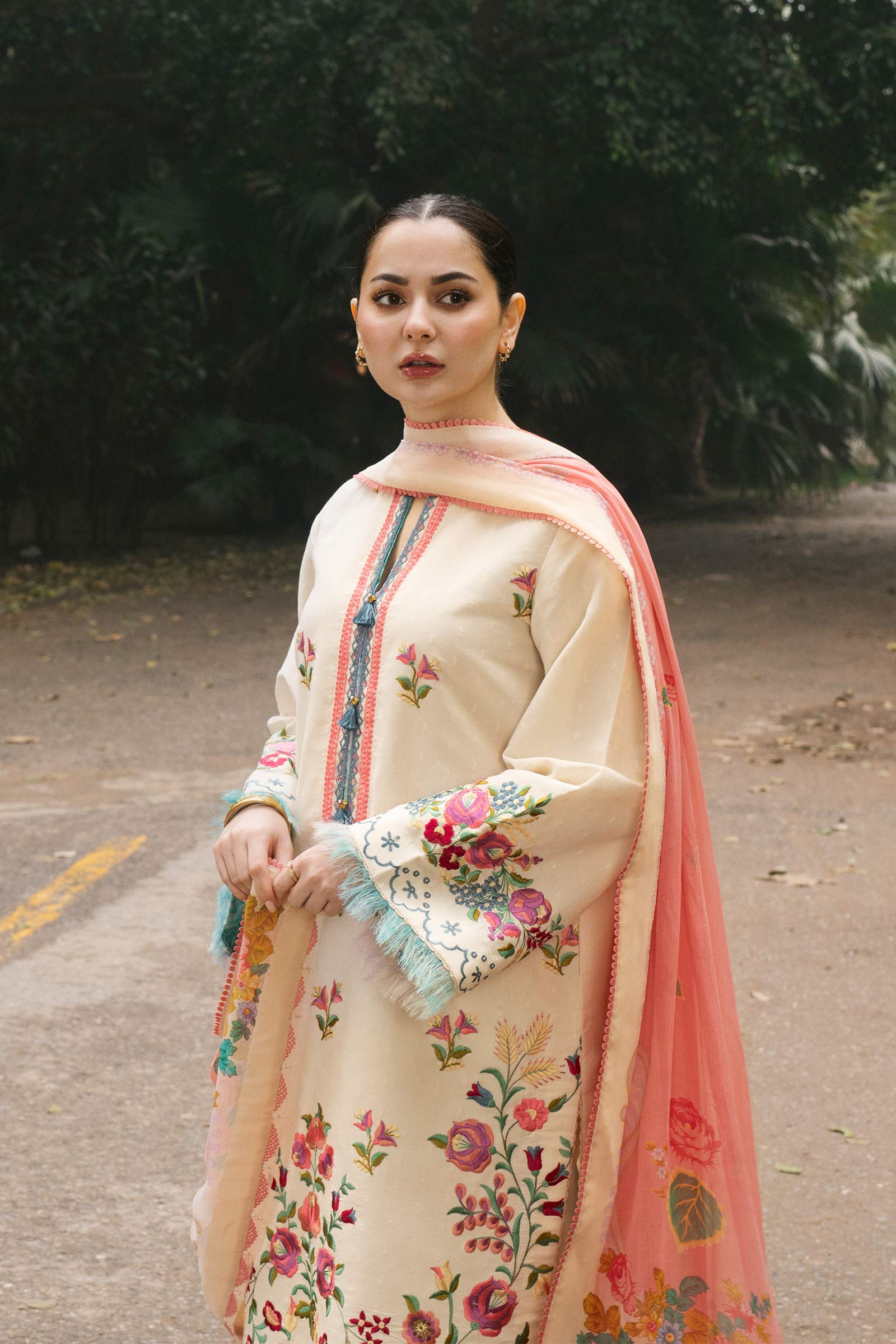 Zara Shahjahan Coco Lawn Collection 2022 – Z22-7A - Image 4