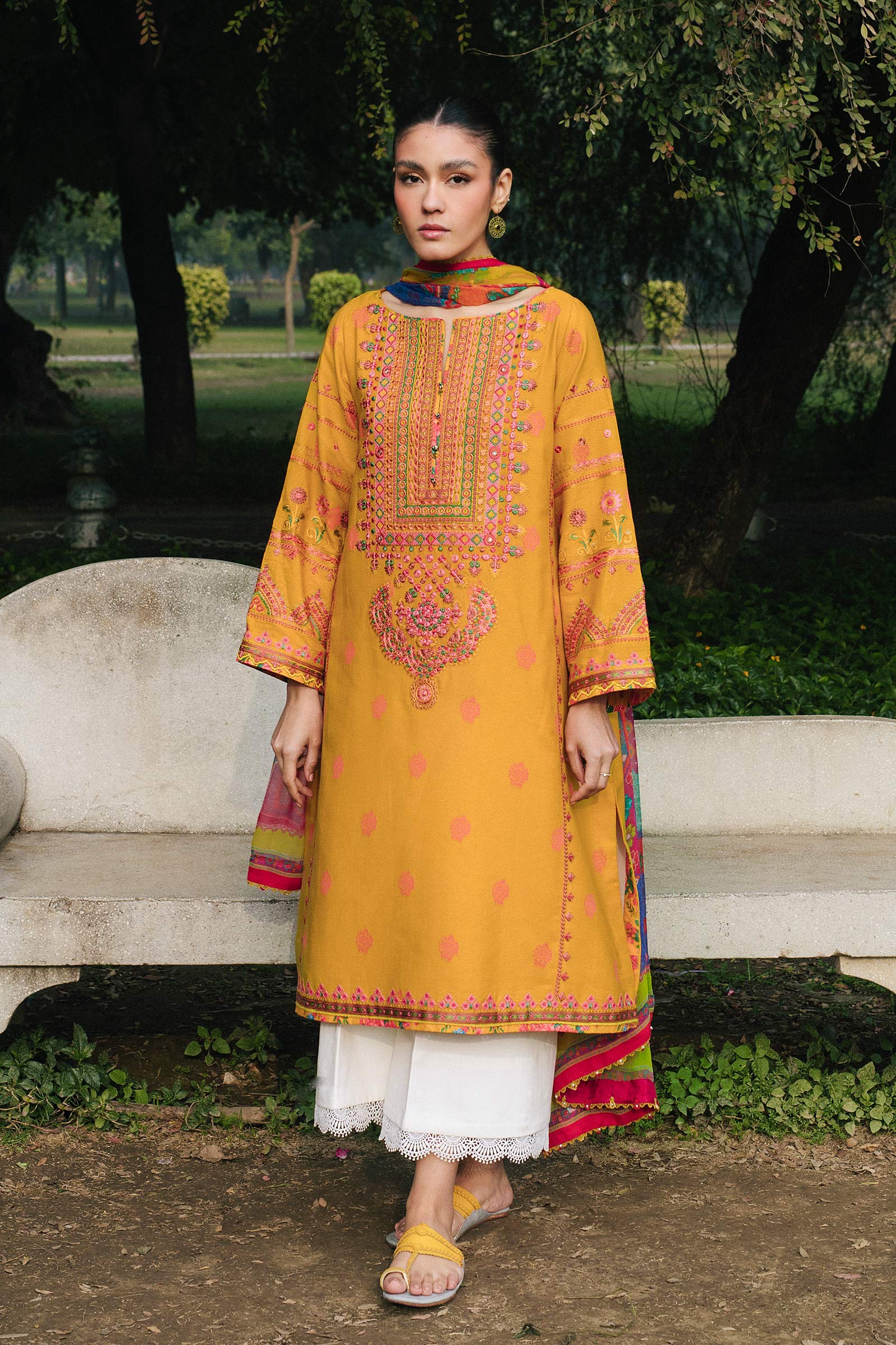 Zara Shahjahan Coco Lawn Collection 2022 – Z22-9A - Image 4